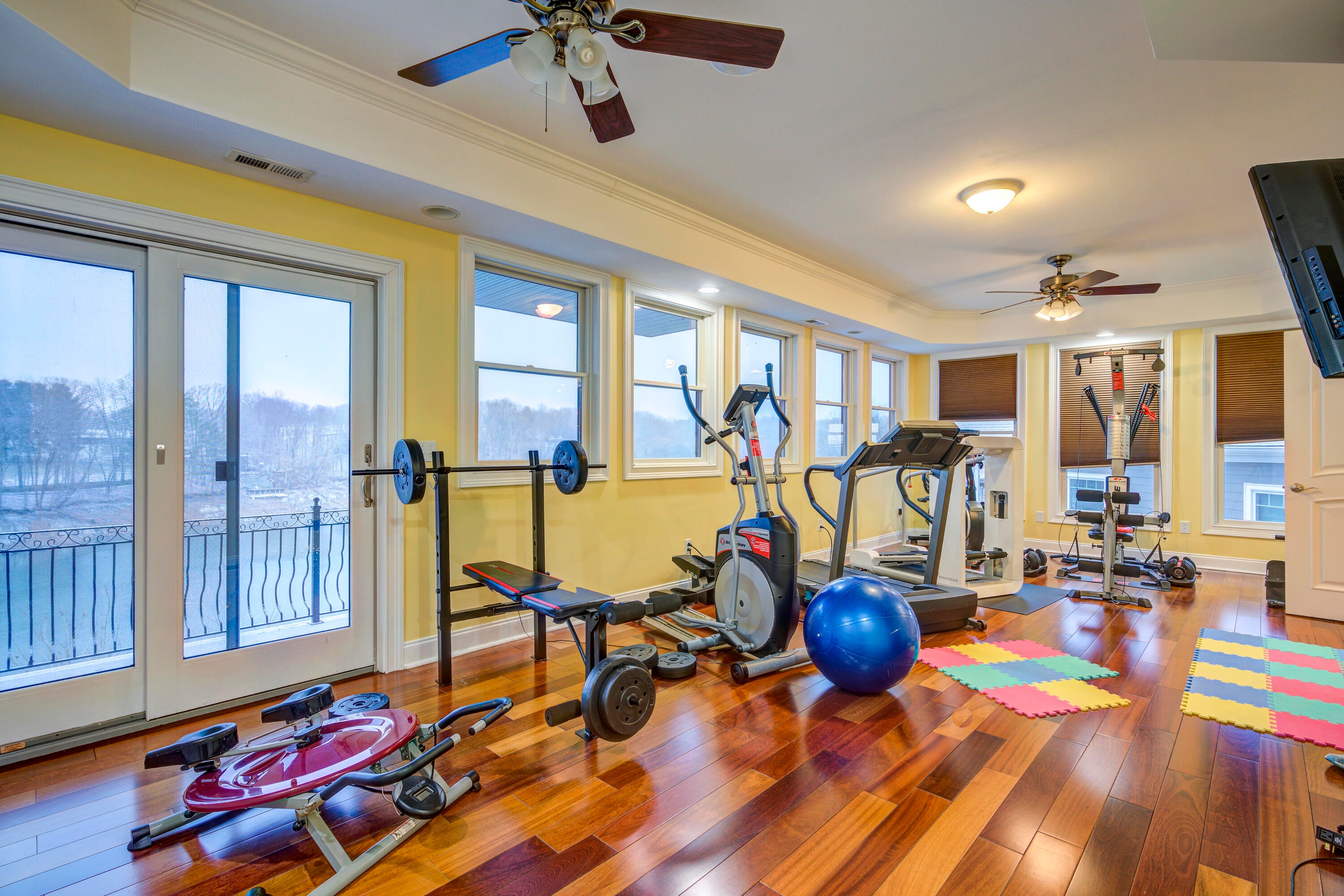 Johnson City, Tennessee, 37601, United States, ,11 BathroomsBathrooms,Residential,Active,1769538