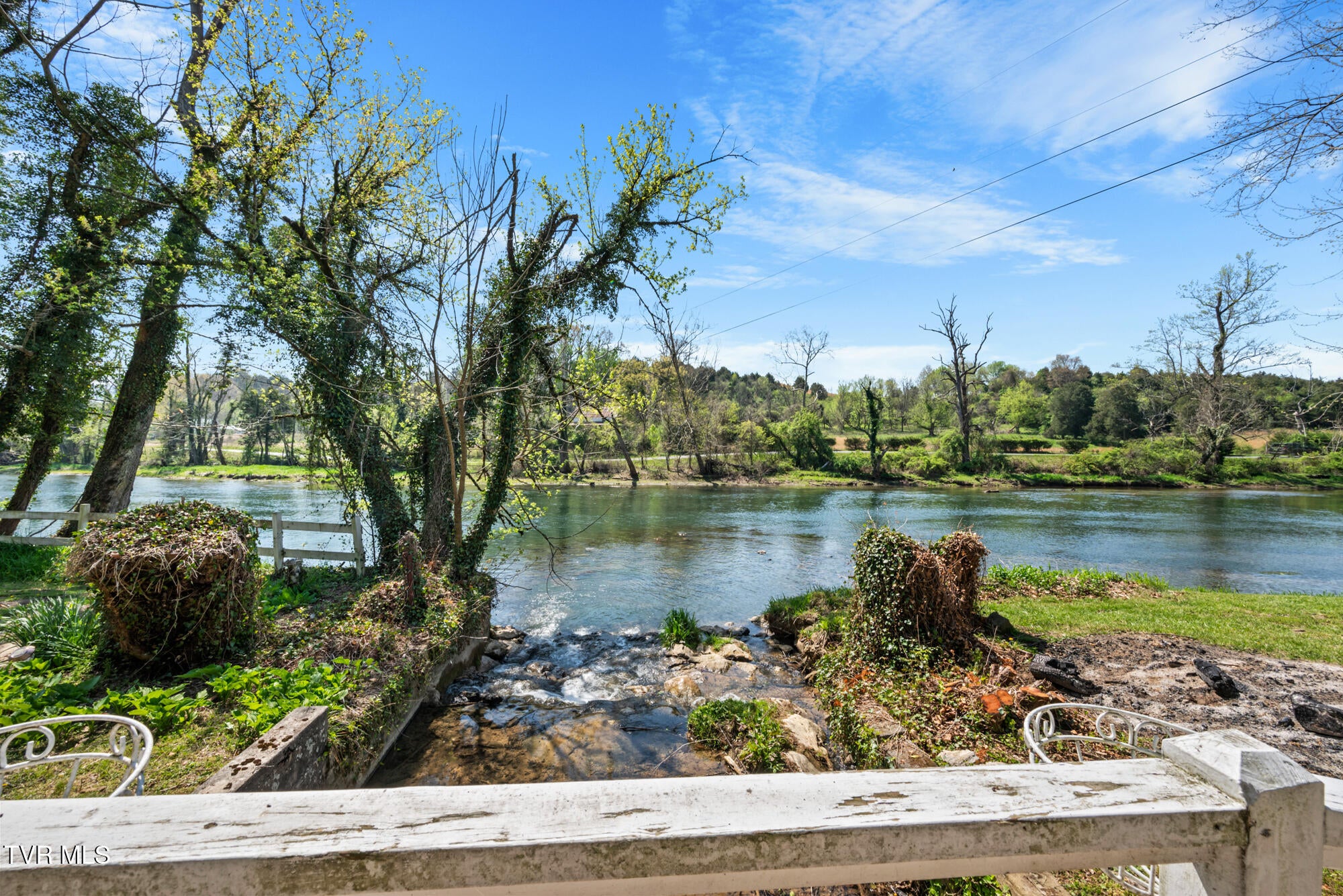 Bristol, Tennessee, 37620, United States, 3 Bedrooms Bedrooms, ,3 BathroomsBathrooms,Residential,Active,2007074