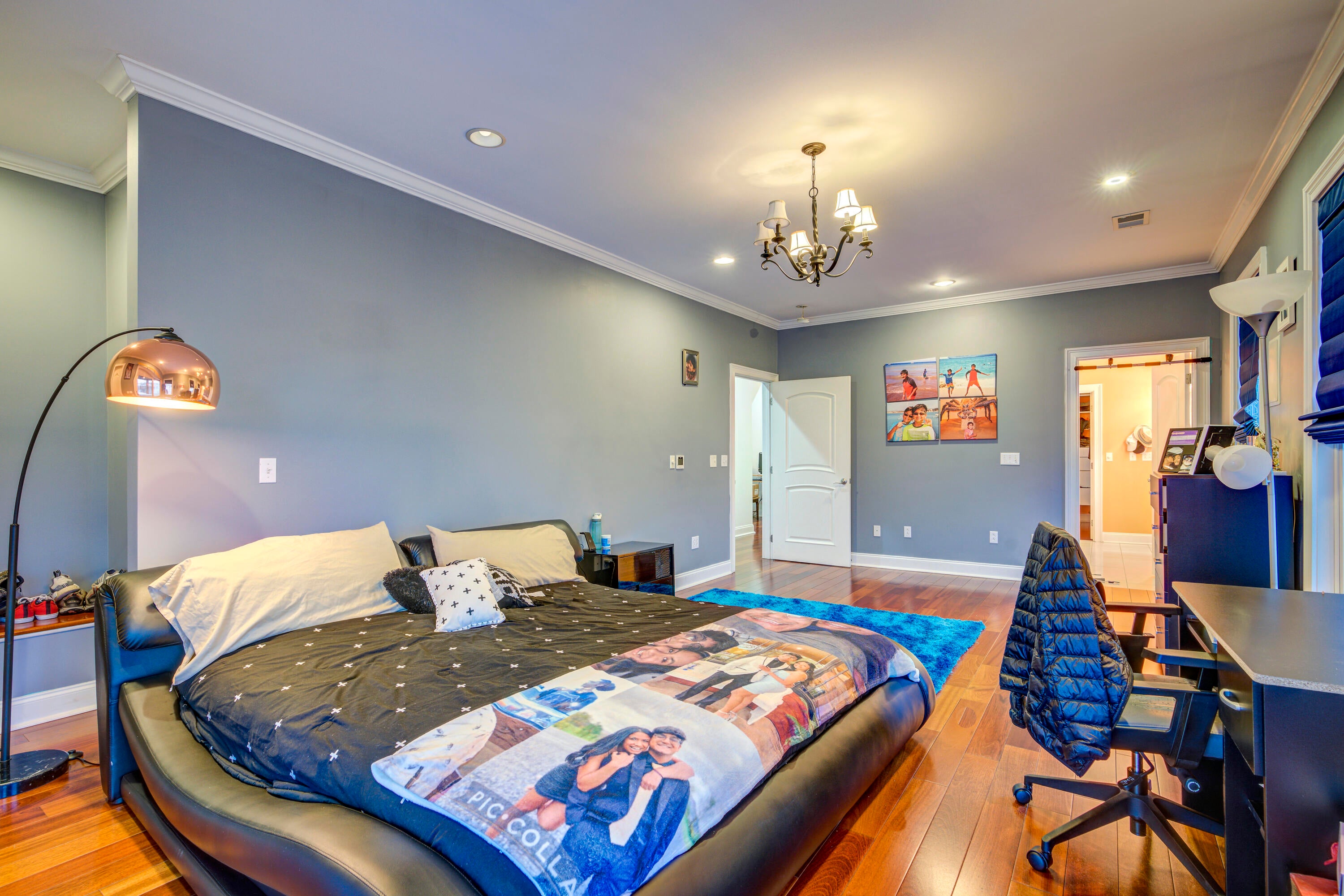 Johnson City, Tennessee, 37601, United States, ,11 BathroomsBathrooms,Residential,Active,1769538