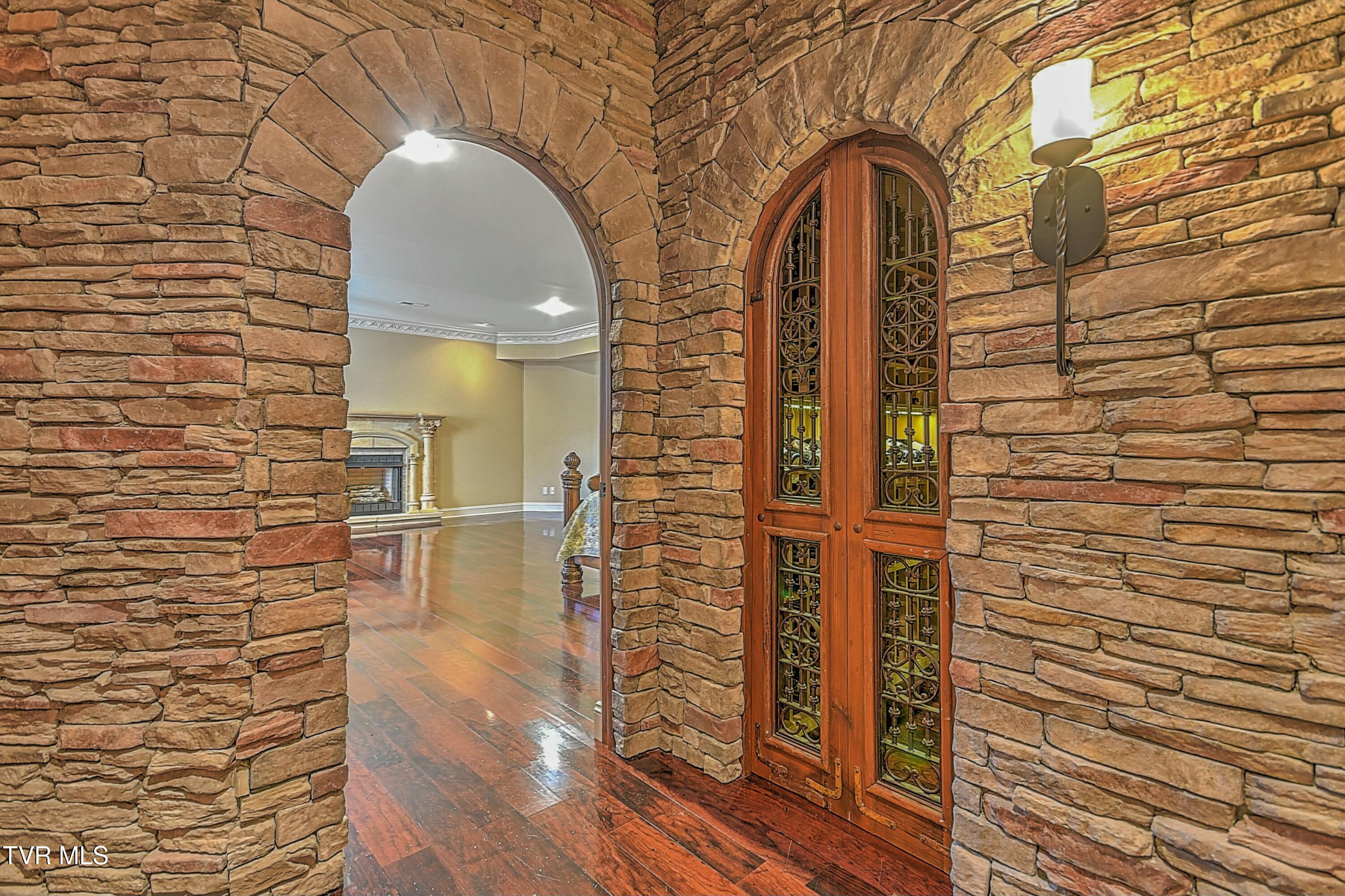 Johnson City, Tennessee, 37615, United States, ,6 BathroomsBathrooms,Residential,Active,1773218