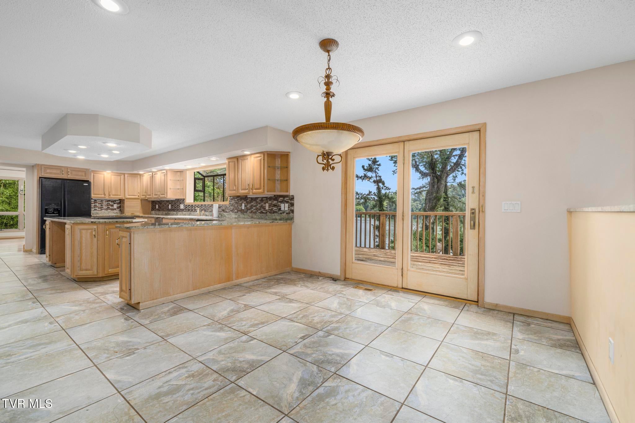 Gray, Tennessee, 37615, United States, 4 Bedrooms Bedrooms, ,5 BathroomsBathrooms,Residential,Active,1904698