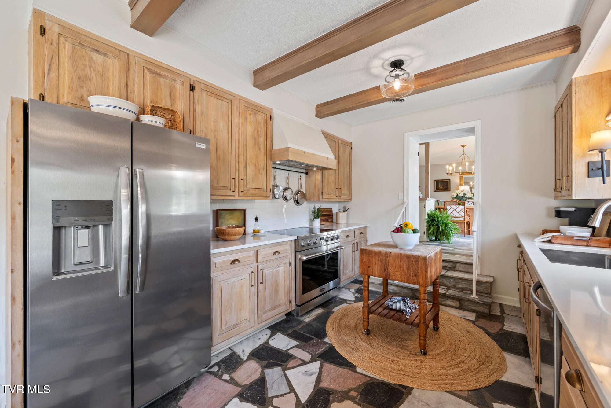 Bristol, Tennessee, 37620, United States, 3 Bedrooms Bedrooms, ,3 BathroomsBathrooms,Residential,Active,2007074