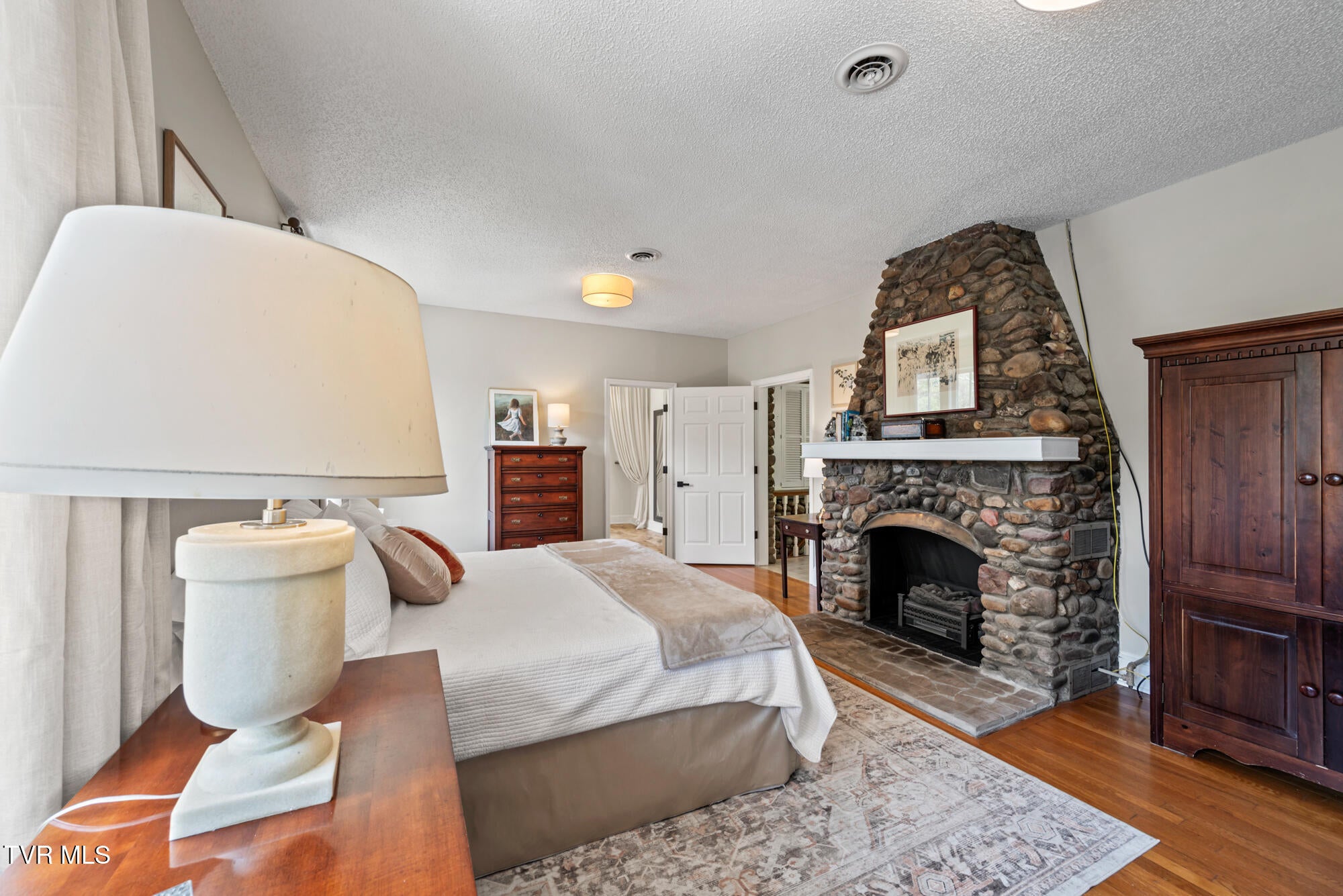 Bristol, Tennessee, 37620, United States, 3 Bedrooms Bedrooms, ,3 BathroomsBathrooms,Residential,Active,2007074