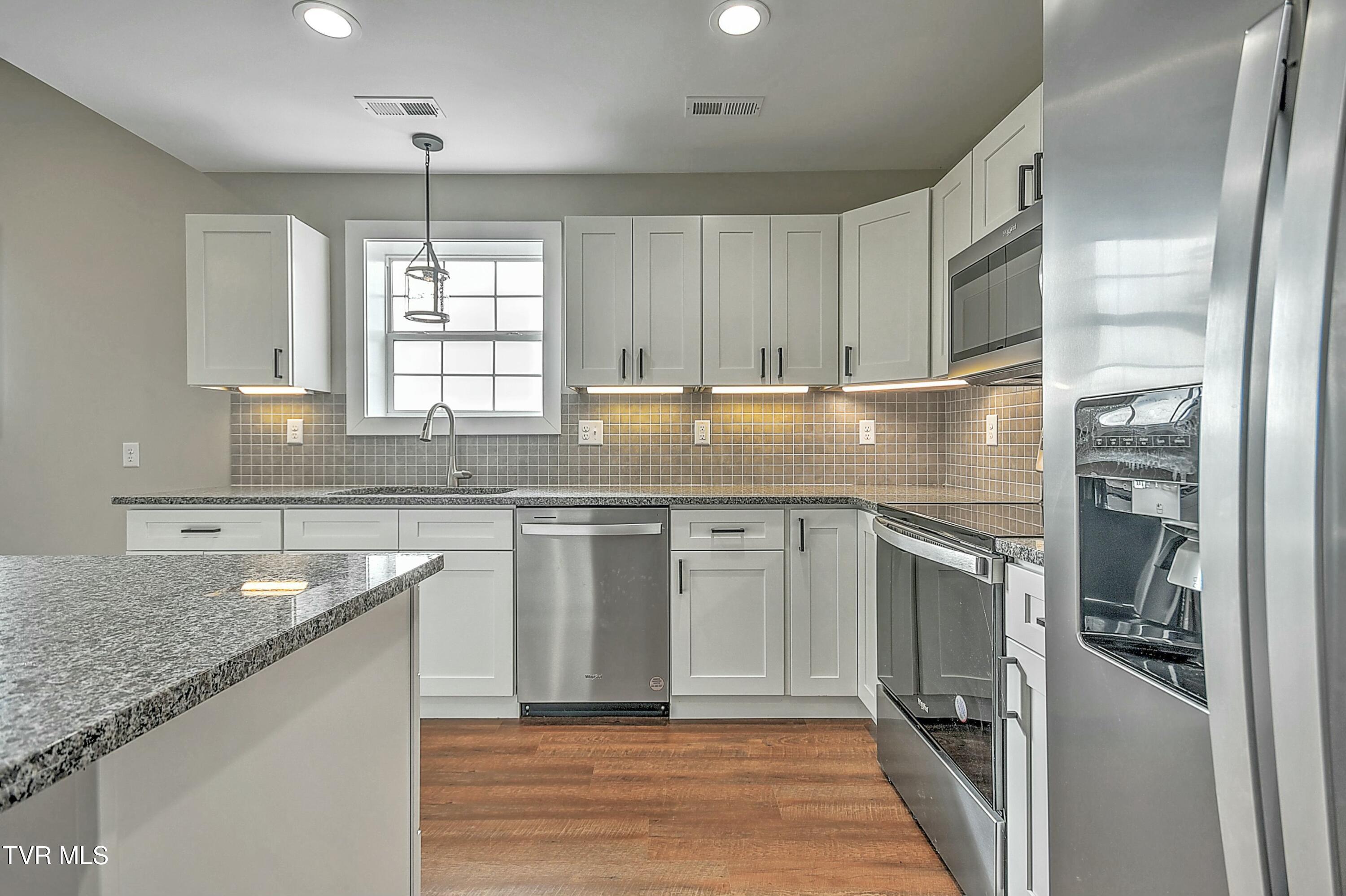 Limestone, Tennessee, 37681, United States, 3 Bedrooms Bedrooms, ,2 BathroomsBathrooms,Residential,Active,1773188