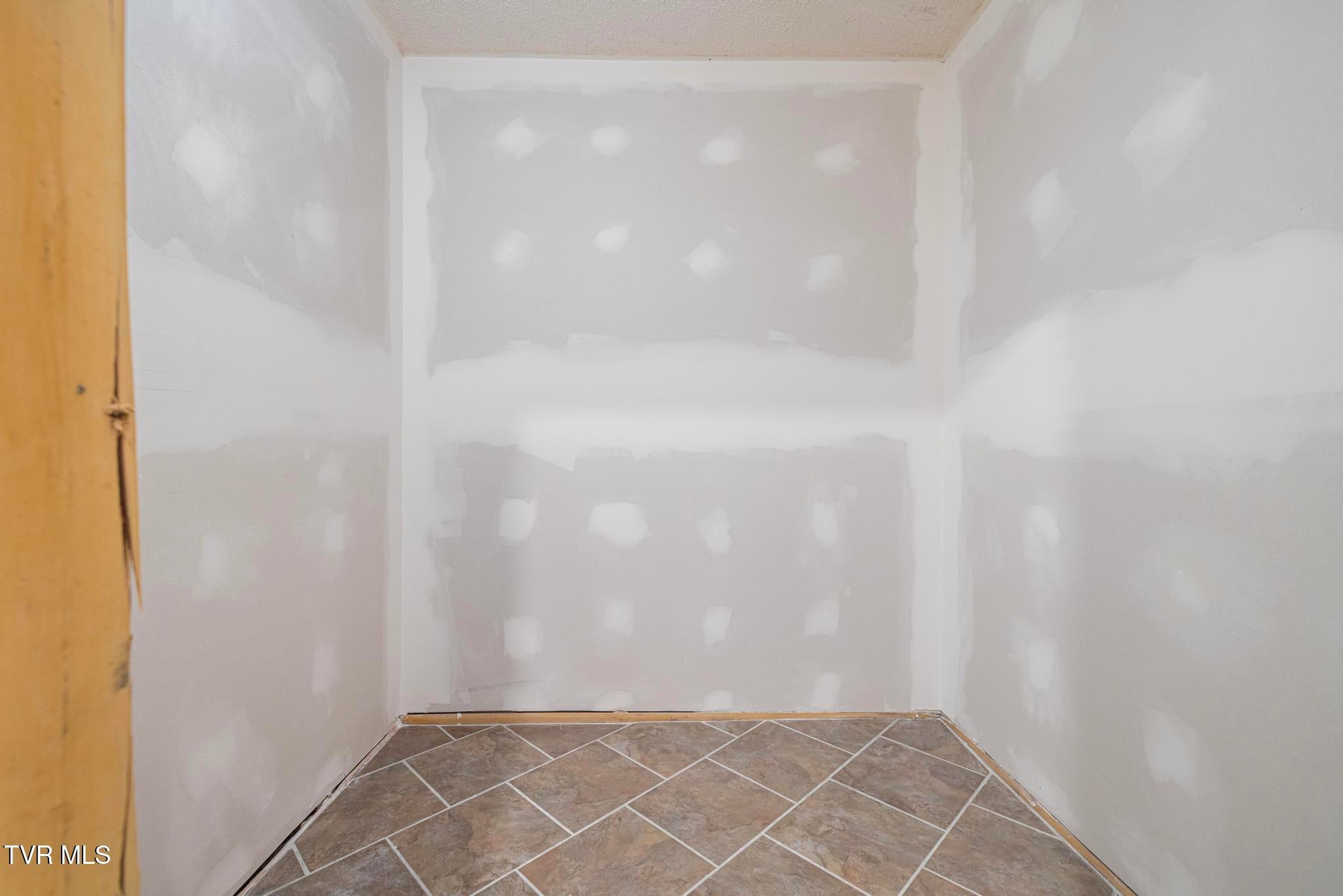 Gray, Tennessee, 37615, United States, 4 Bedrooms Bedrooms, ,5 BathroomsBathrooms,Residential,Active,1904698