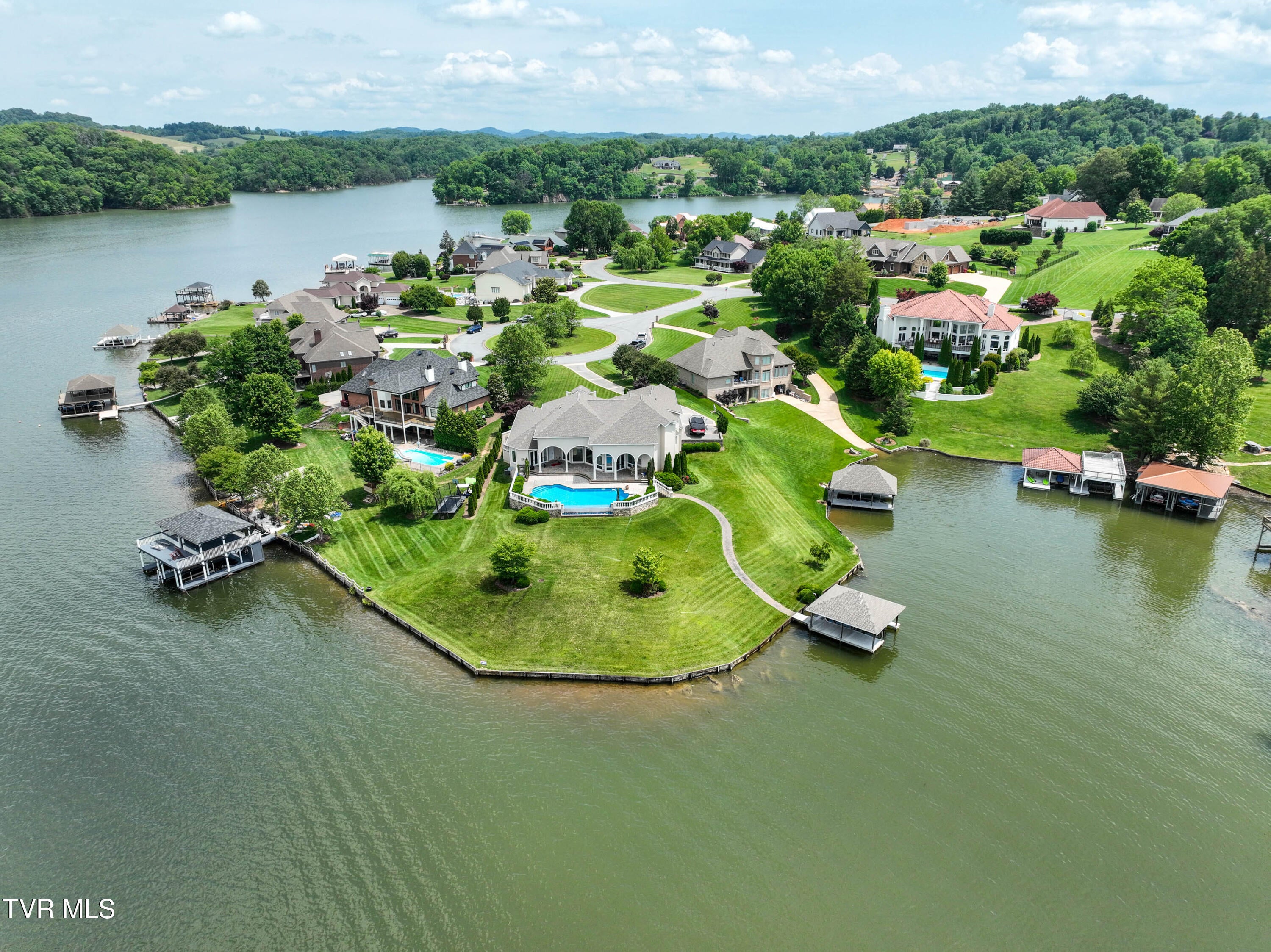 Johnson City, Tennessee, 37615, United States, ,6 BathroomsBathrooms,Residential,Active,1773218