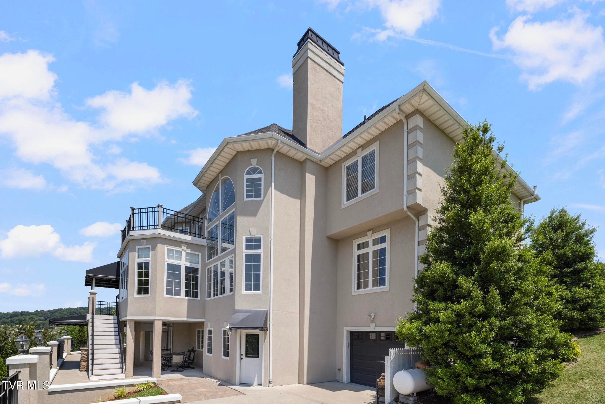 Piney Flats, Tennessee, 37686, United States, 5 Bedrooms Bedrooms, ,5 BathroomsBathrooms,Residential,Active,1849555