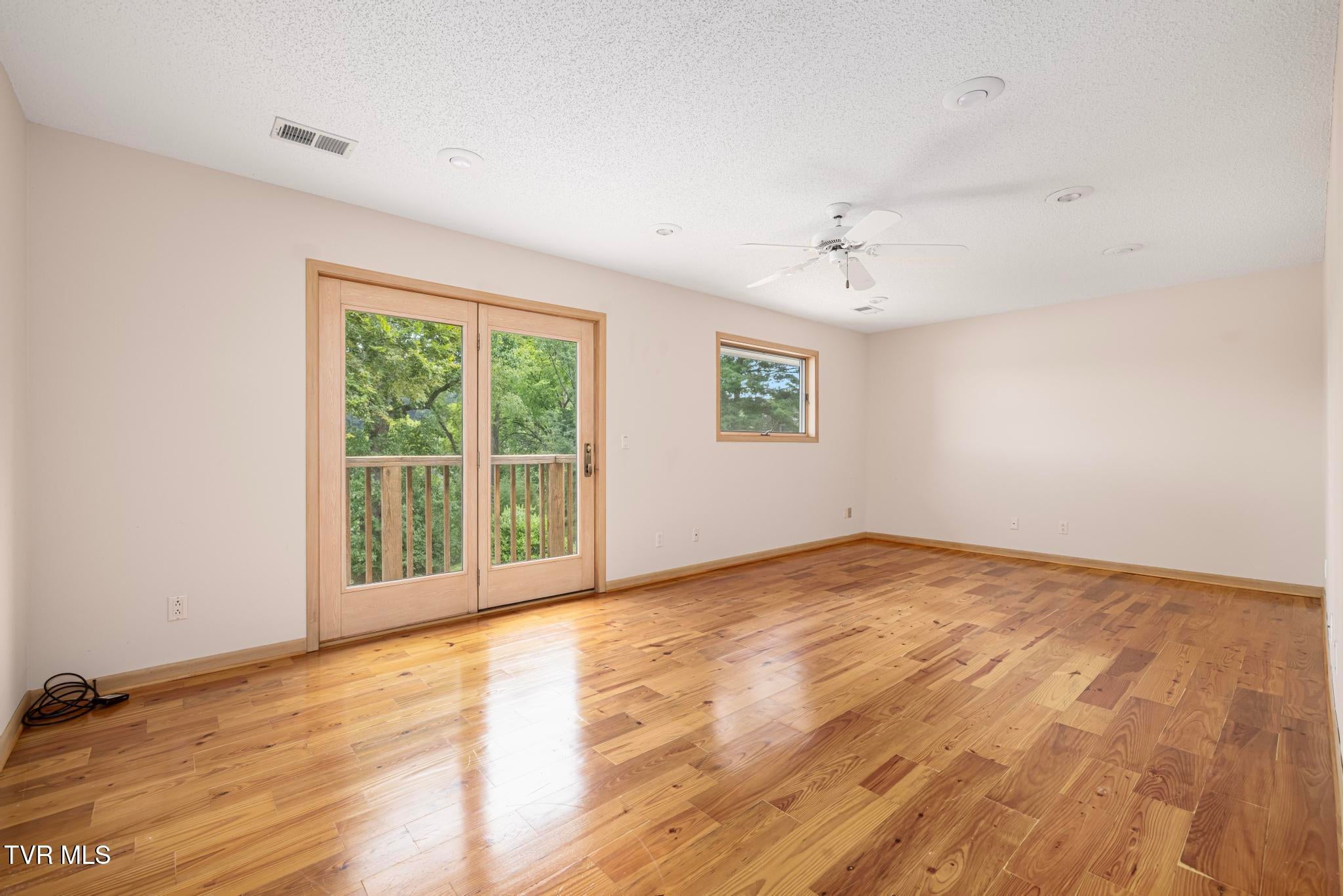 Gray, Tennessee, 37615, United States, 4 Bedrooms Bedrooms, ,5 BathroomsBathrooms,Residential,Active,1904698