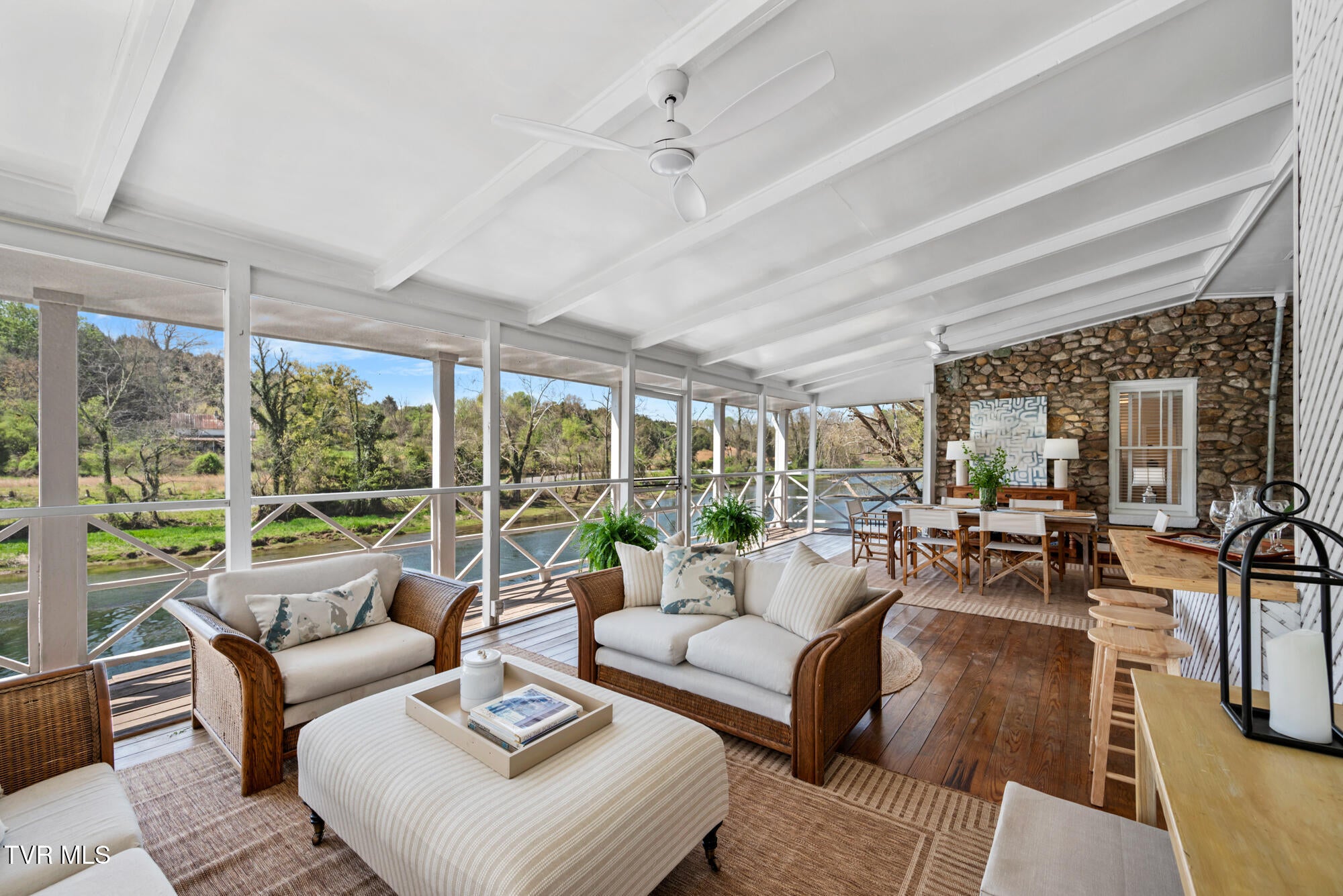 Bristol, Tennessee, 37620, United States, 3 Bedrooms Bedrooms, ,3 BathroomsBathrooms,Residential,Active,2007074