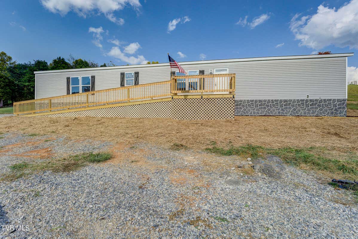 1295 Highway 19 E  