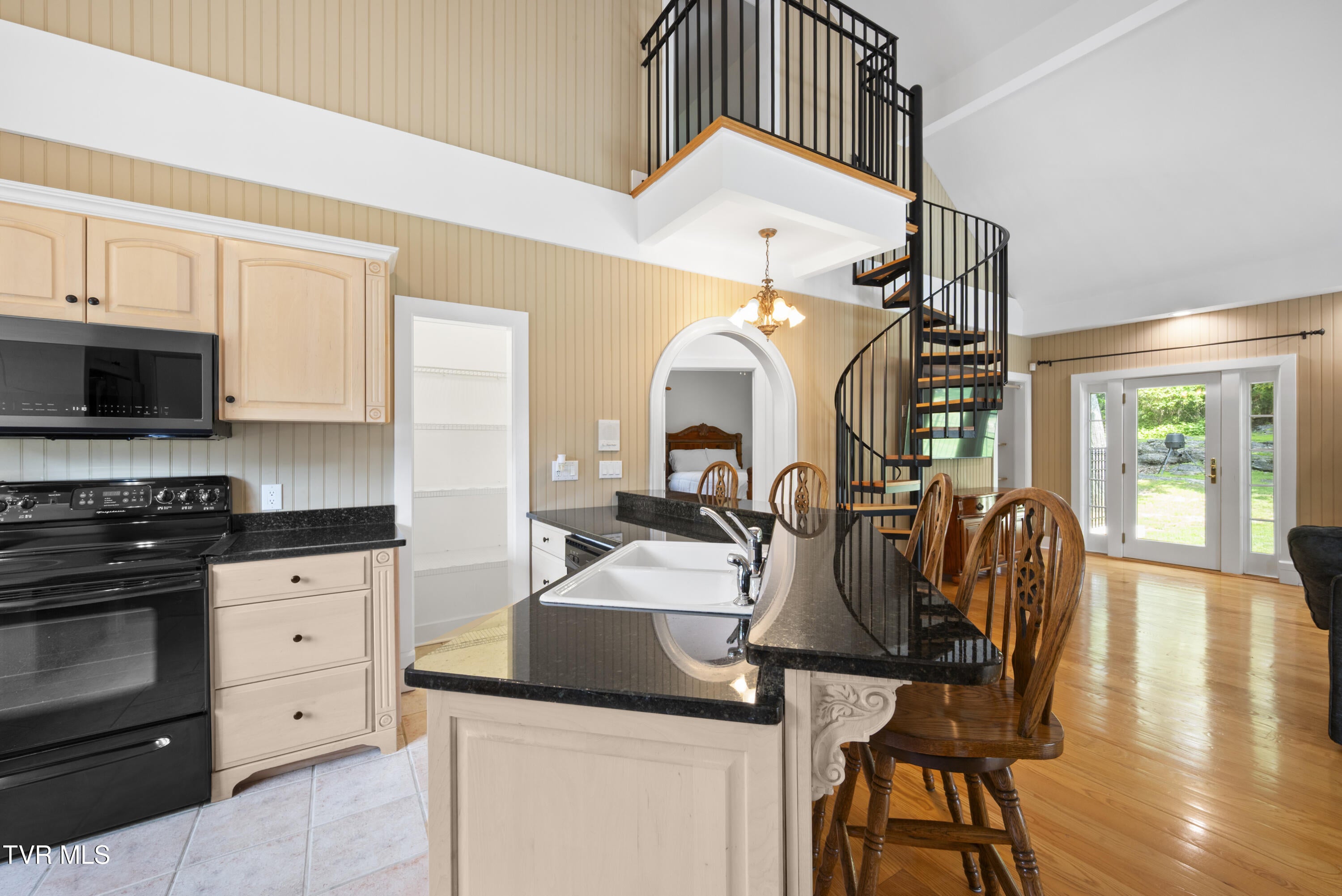 Blountville, Tennessee, 37617, United States, 8 Bedrooms Bedrooms, ,8 BathroomsBathrooms,Residential,Active,2007073