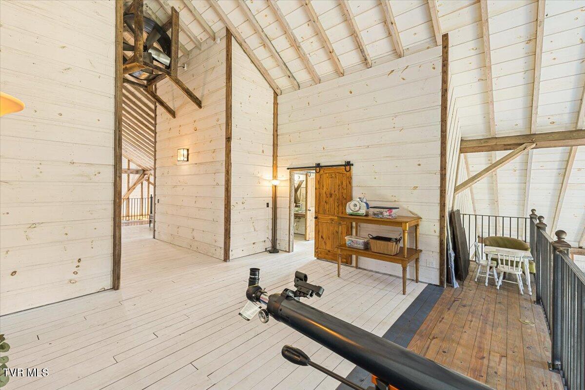 Johnson City, Tennessee, 37604, United States, 5 Bedrooms Bedrooms, ,6 BathroomsBathrooms,Residential,Active,2013176