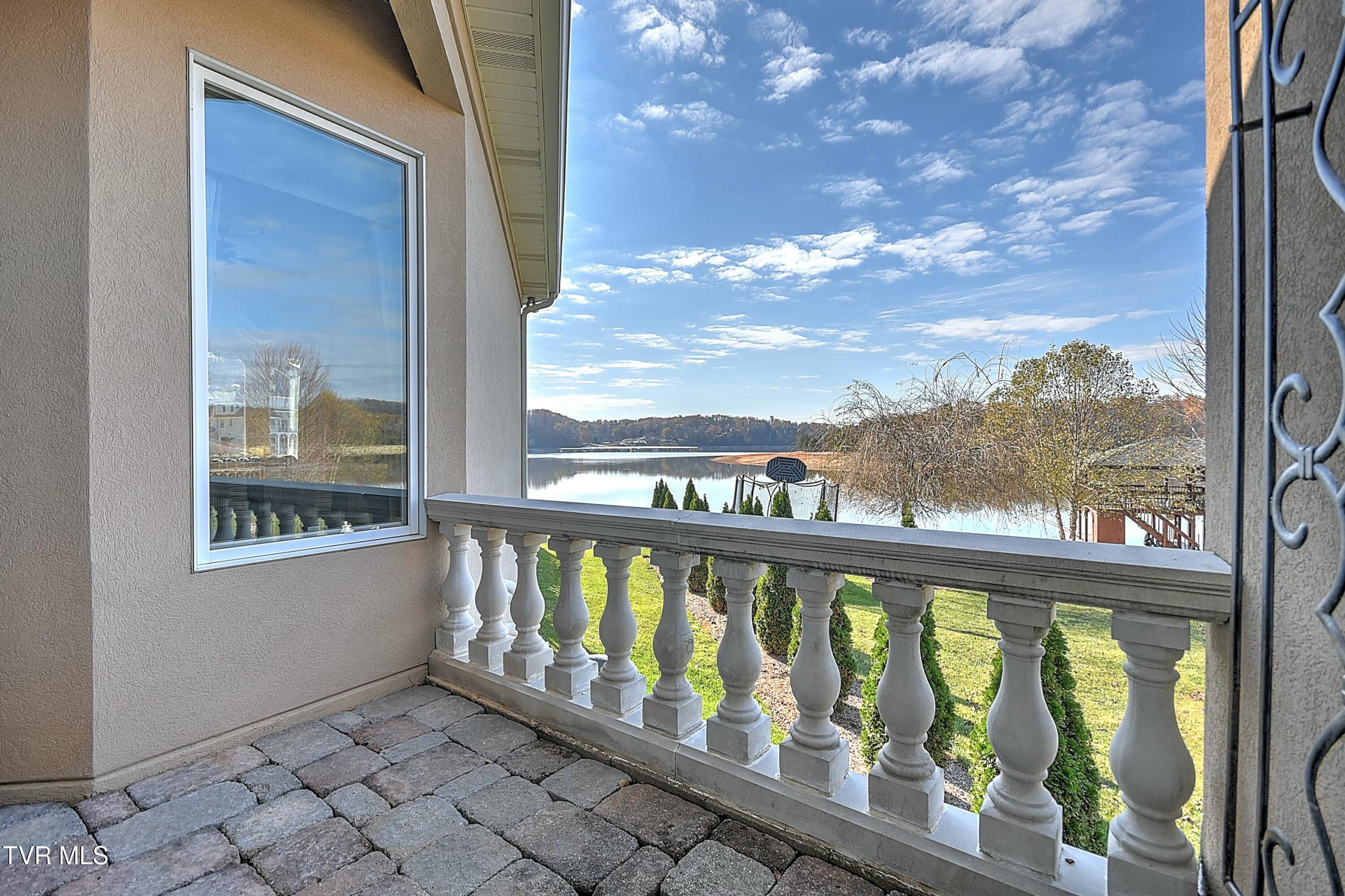 Johnson City, Tennessee, 37615, United States, ,6 BathroomsBathrooms,Residential,Active,1773218