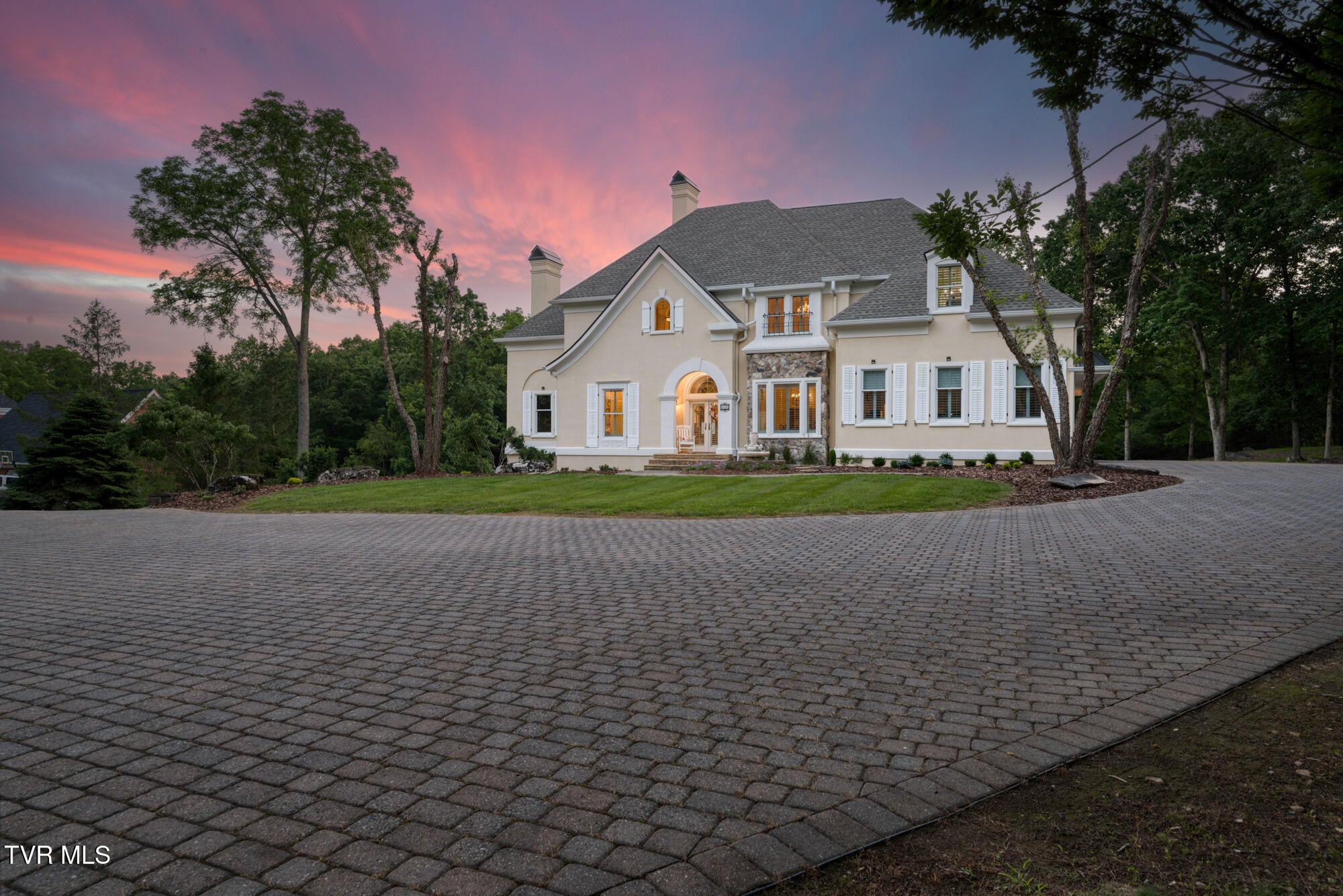 Blountville, Tennessee, 37617, United States, 8 Bedrooms Bedrooms, ,8 BathroomsBathrooms,Residential,Active,2007073