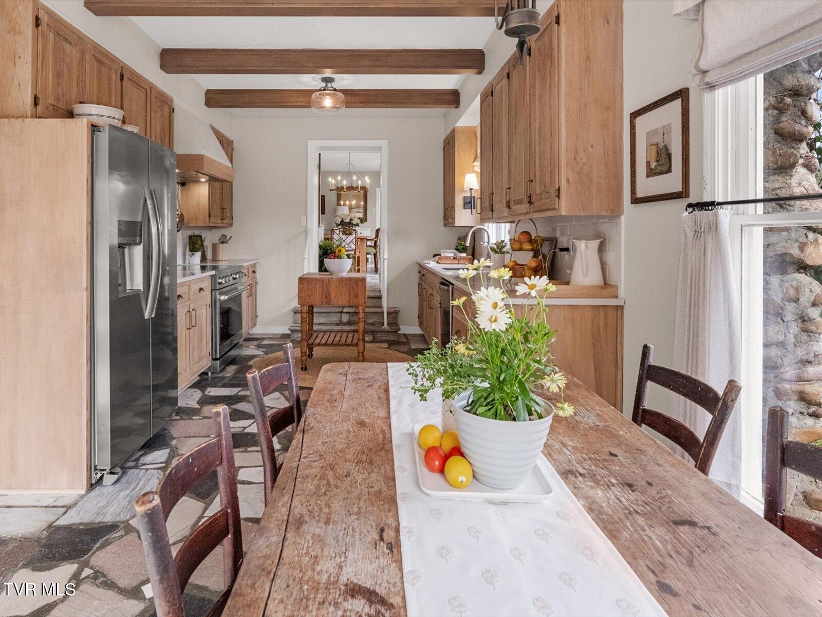 Bristol, Tennessee, 37620, United States, 3 Bedrooms Bedrooms, ,3 BathroomsBathrooms,Residential,Active,2007074