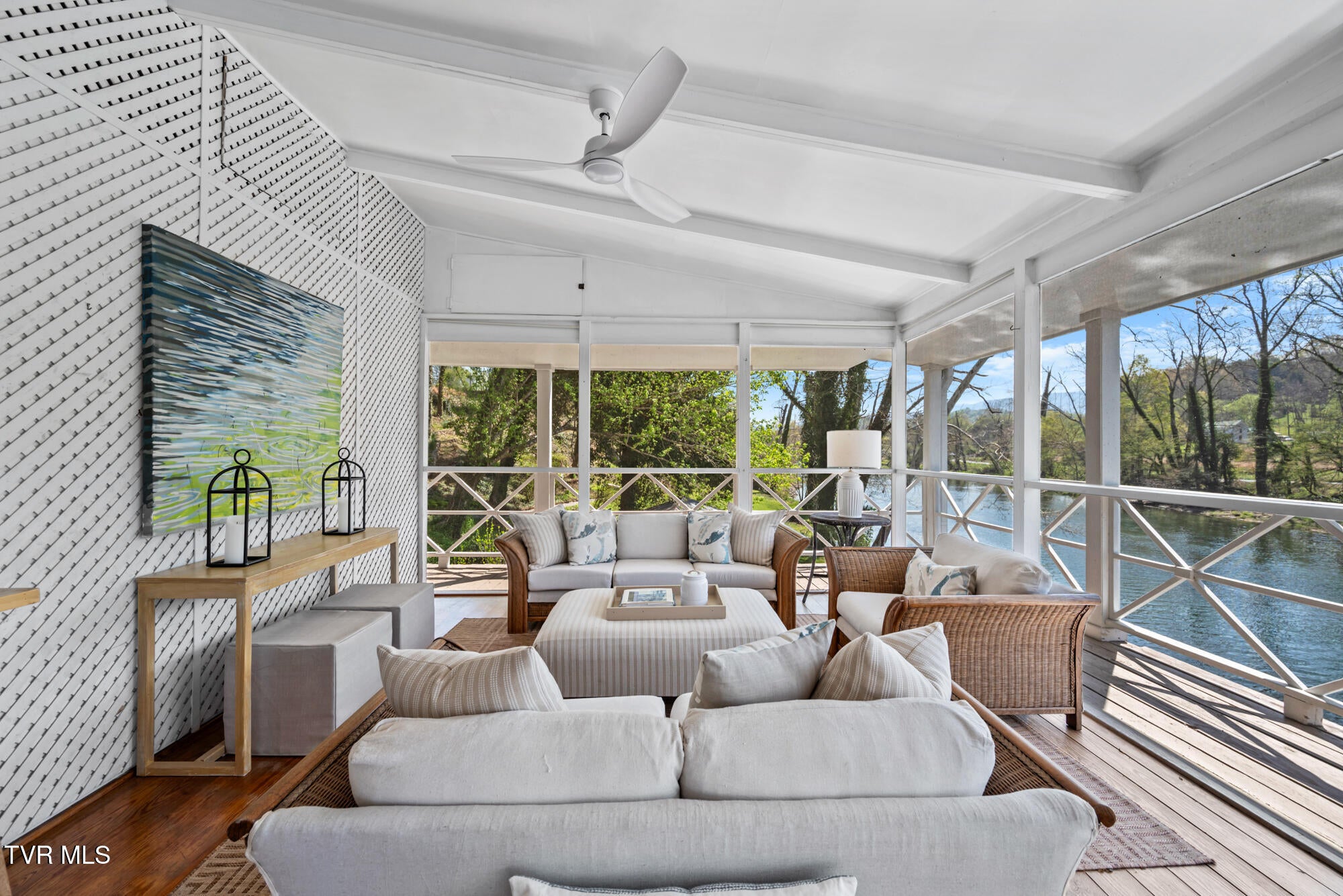 Bristol, Tennessee, 37620, United States, 3 Bedrooms Bedrooms, ,3 BathroomsBathrooms,Residential,Active,2007074