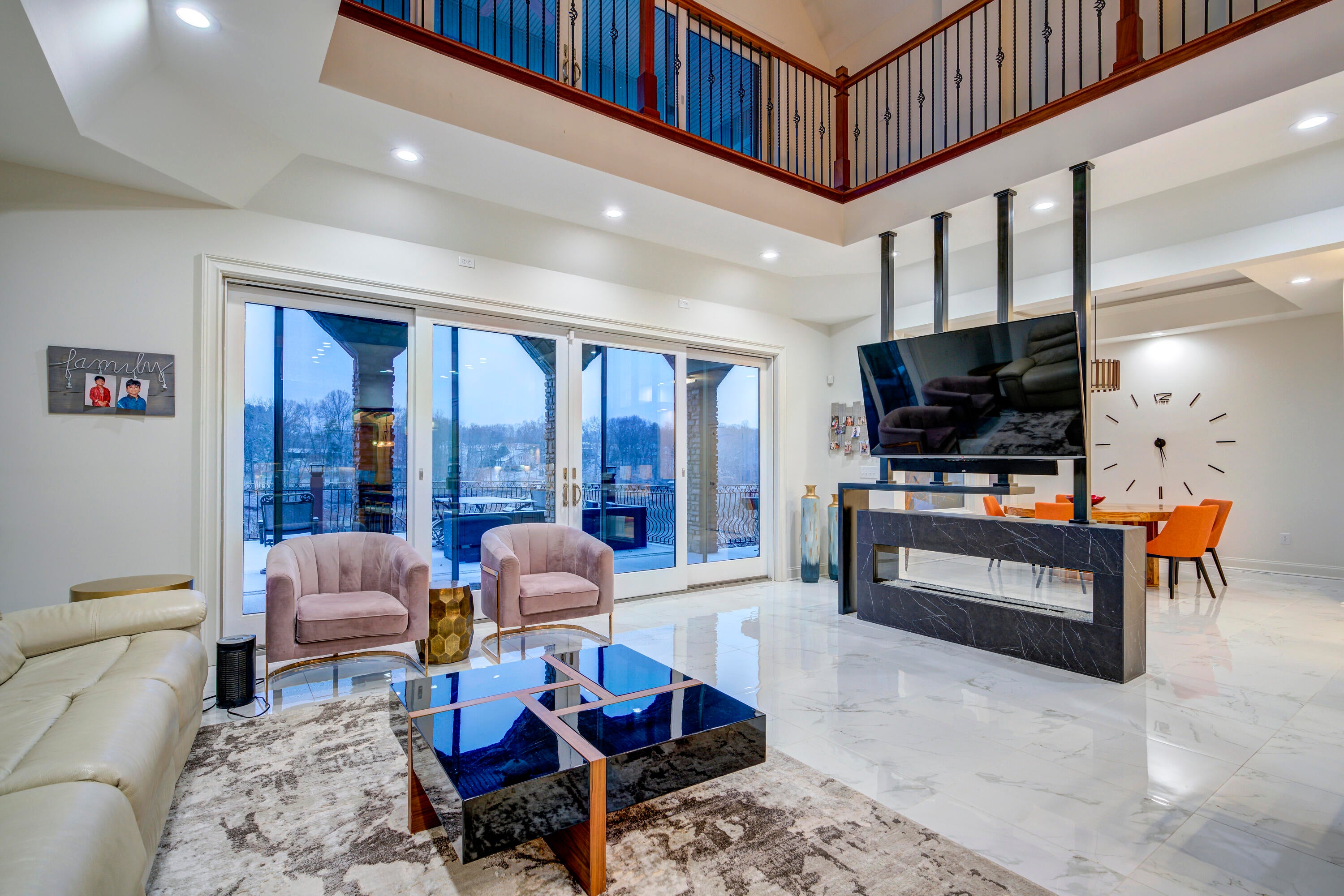 Johnson City, Tennessee, 37601, United States, ,11 BathroomsBathrooms,Residential,Active,1769538