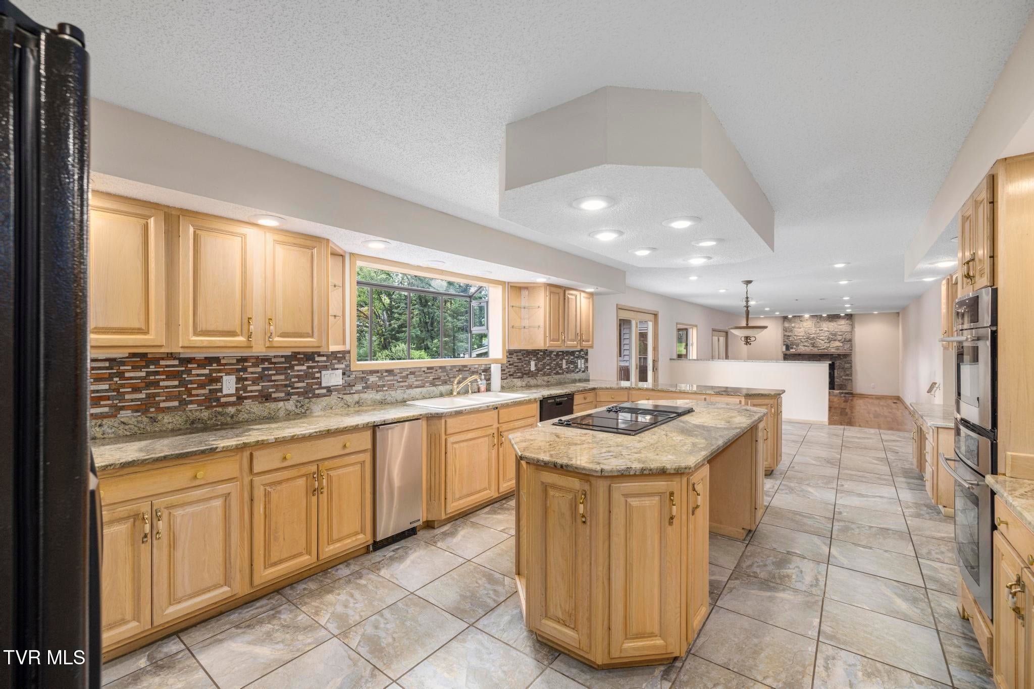 Gray, Tennessee, 37615, United States, 4 Bedrooms Bedrooms, ,5 BathroomsBathrooms,Residential,Active,1904698