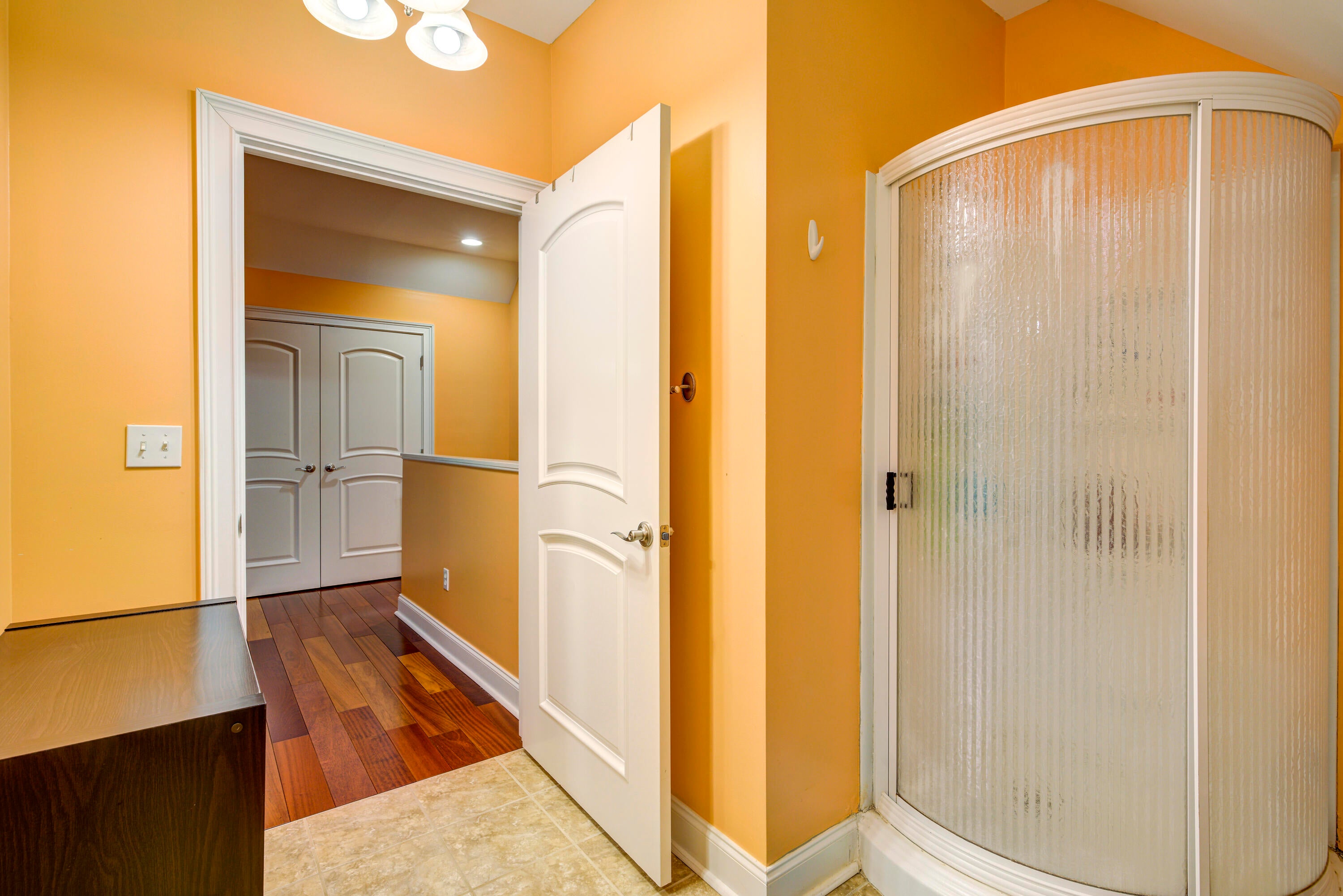 Johnson City, Tennessee, 37601, United States, ,11 BathroomsBathrooms,Residential,Active,1769538