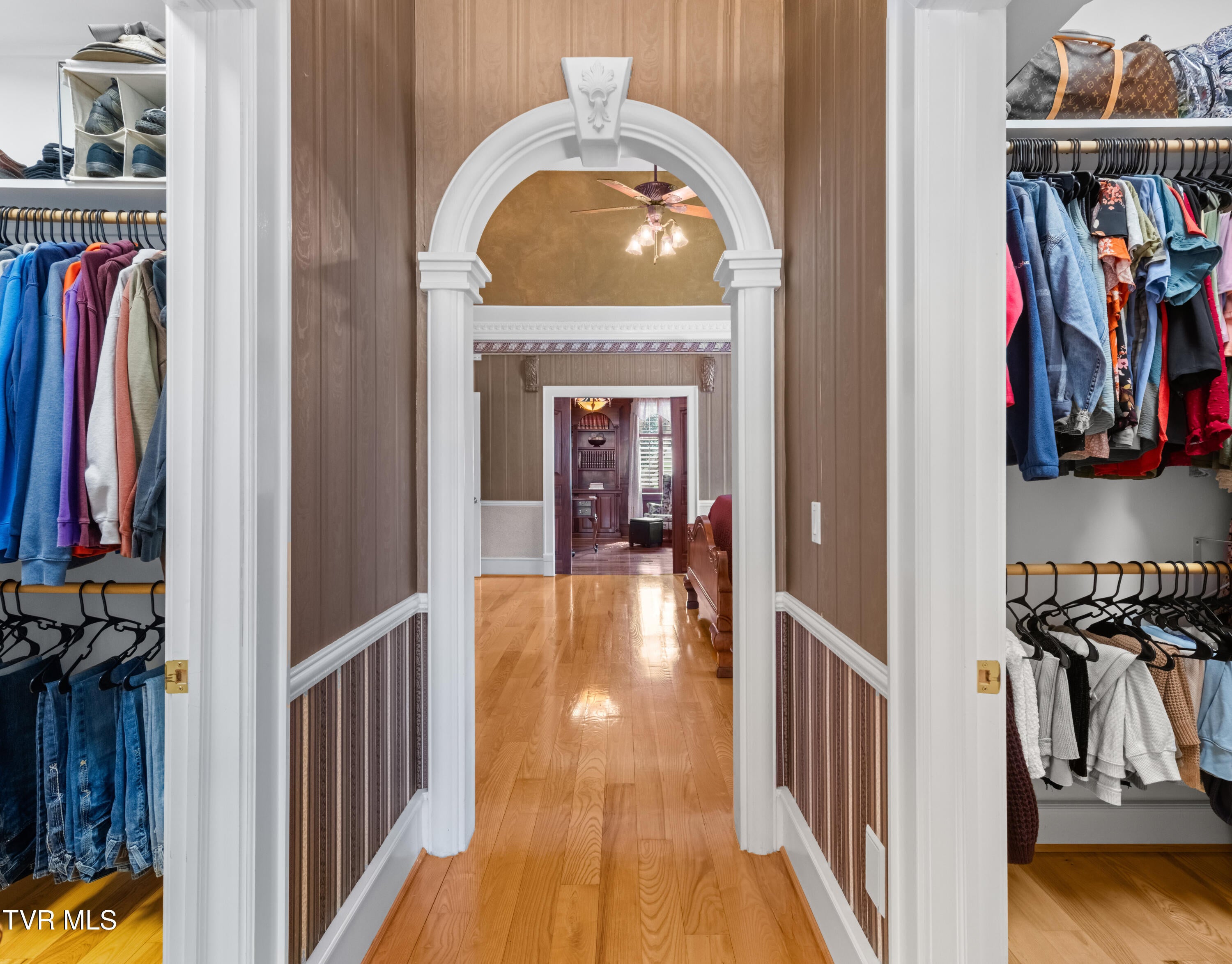 Blountville, Tennessee, 37617, United States, 8 Bedrooms Bedrooms, ,8 BathroomsBathrooms,Residential,Active,2007073