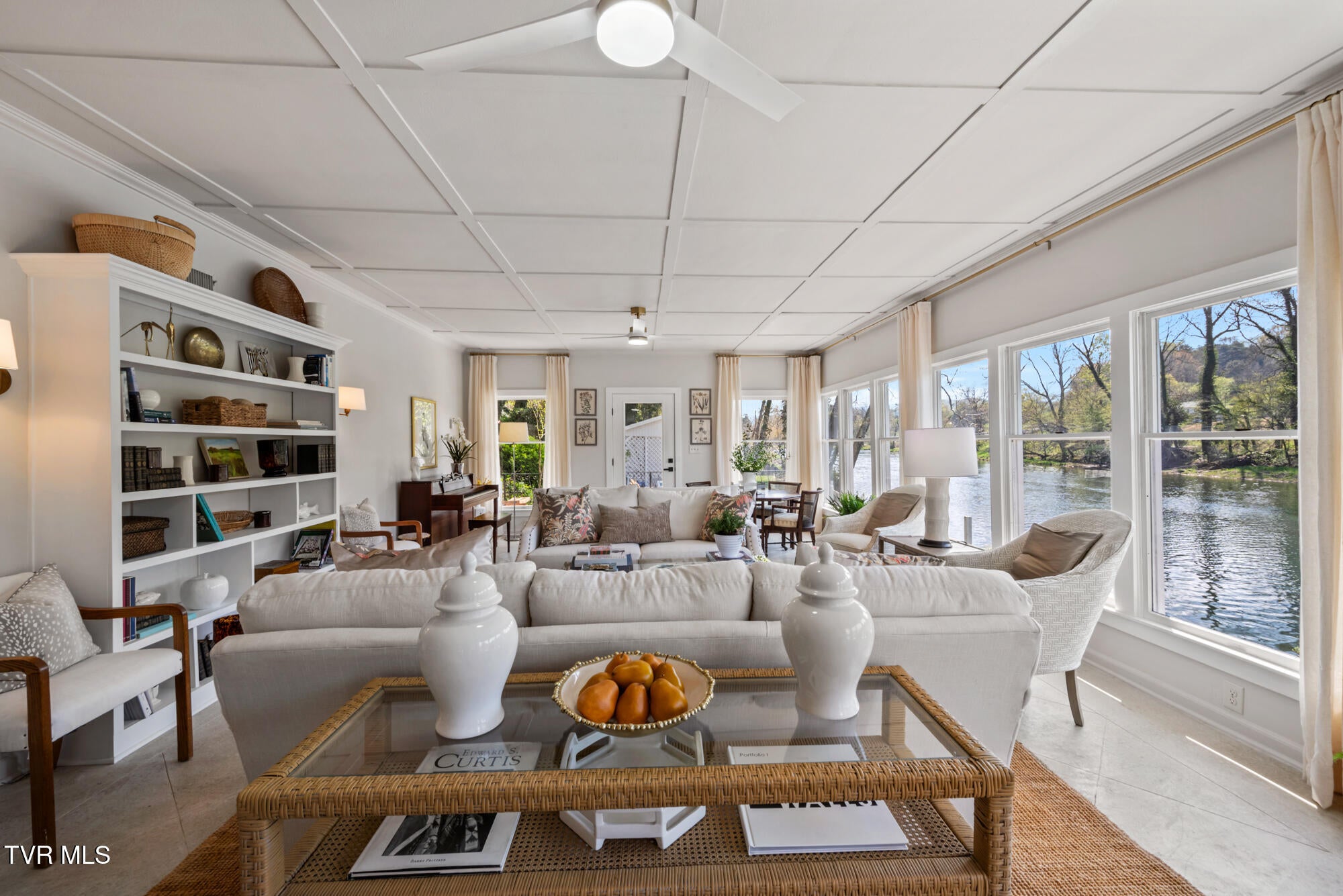 Bristol, Tennessee, 37620, United States, 3 Bedrooms Bedrooms, ,3 BathroomsBathrooms,Residential,Active,2007074