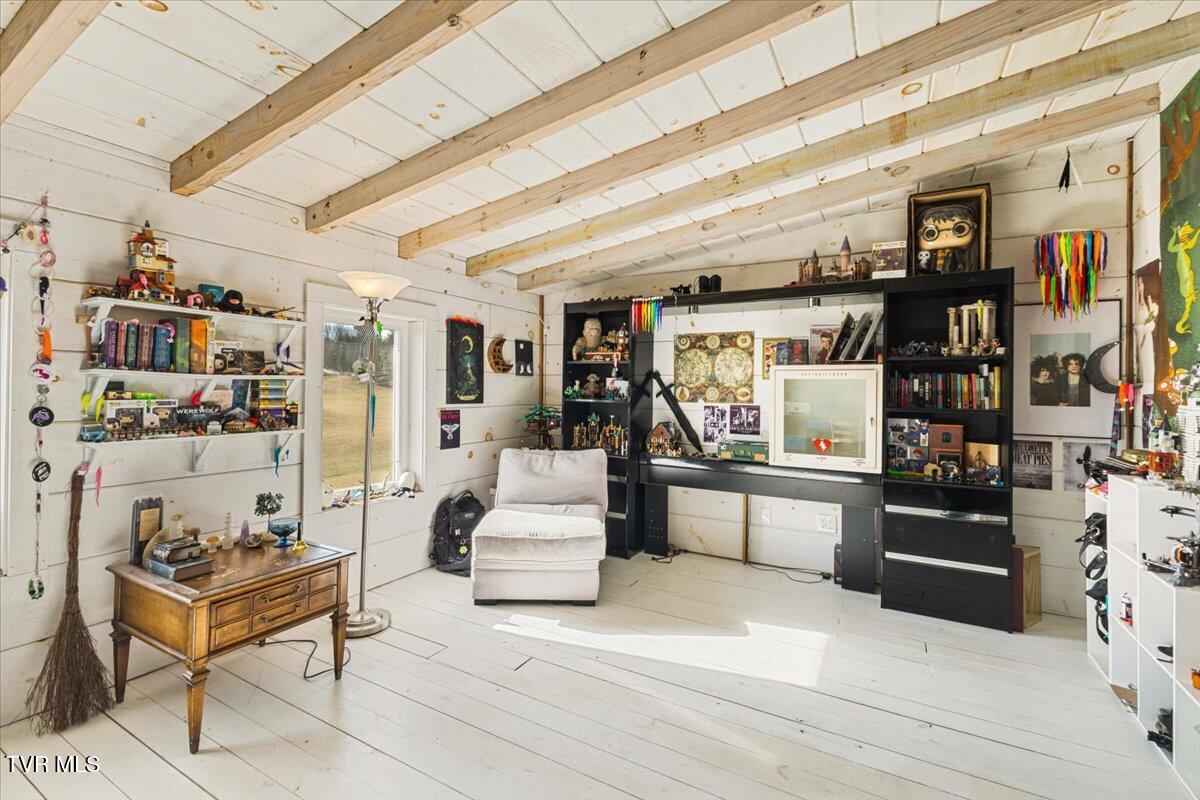 Johnson City, Tennessee, 37604, United States, 5 Bedrooms Bedrooms, ,6 BathroomsBathrooms,Residential,Active,2013176