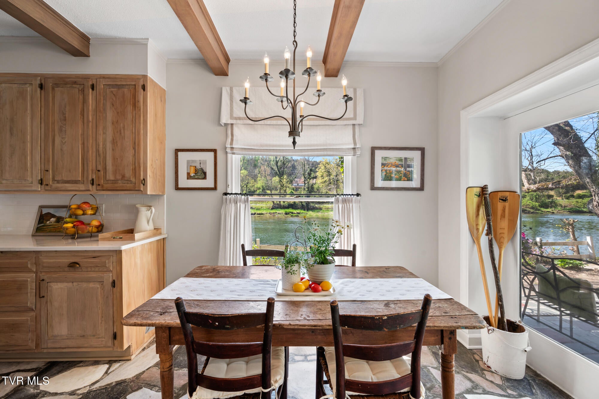 Bristol, Tennessee, 37620, United States, 3 Bedrooms Bedrooms, ,3 BathroomsBathrooms,Residential,Active,2007074