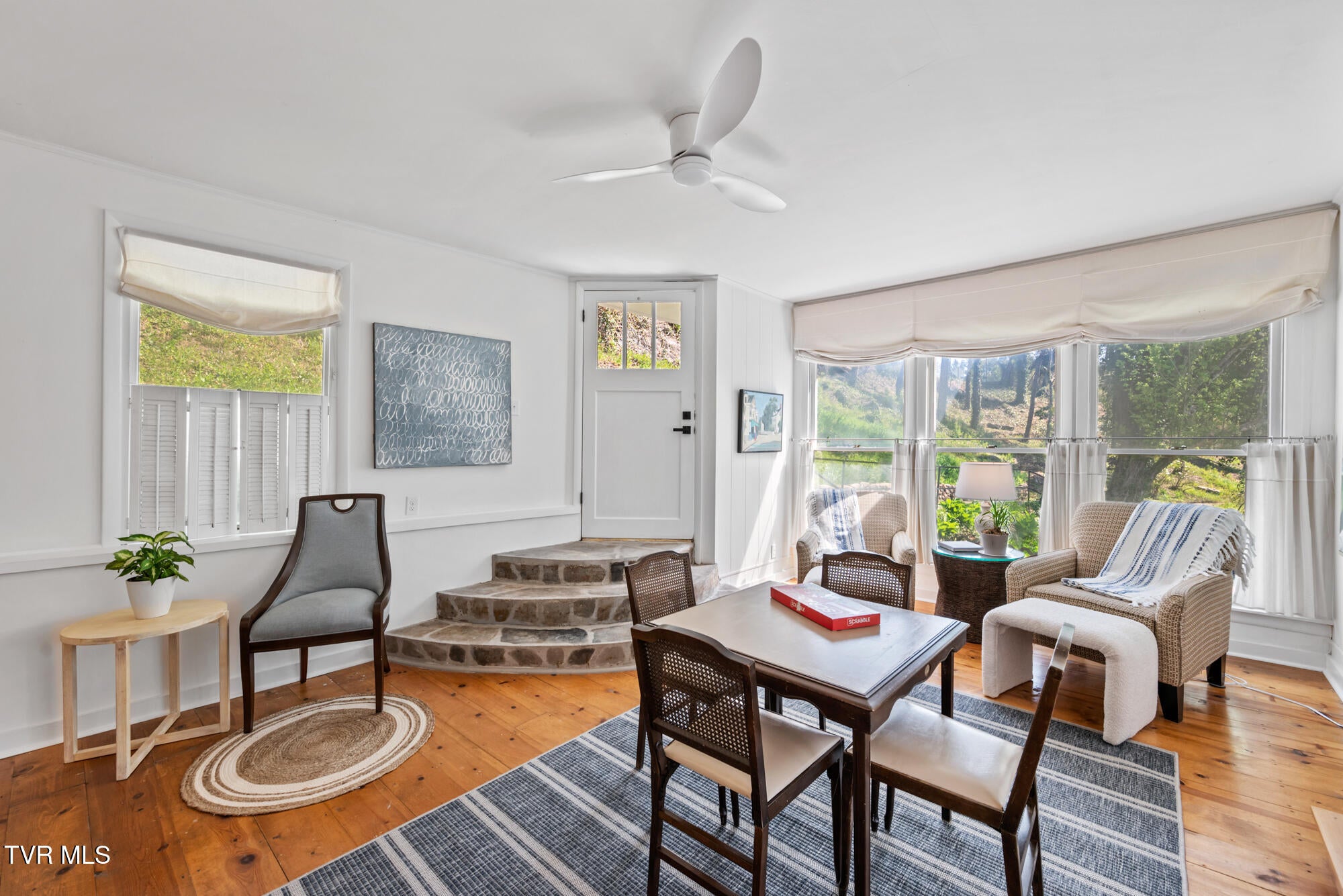 Bristol, Tennessee, 37620, United States, 3 Bedrooms Bedrooms, ,3 BathroomsBathrooms,Residential,Active,2007074