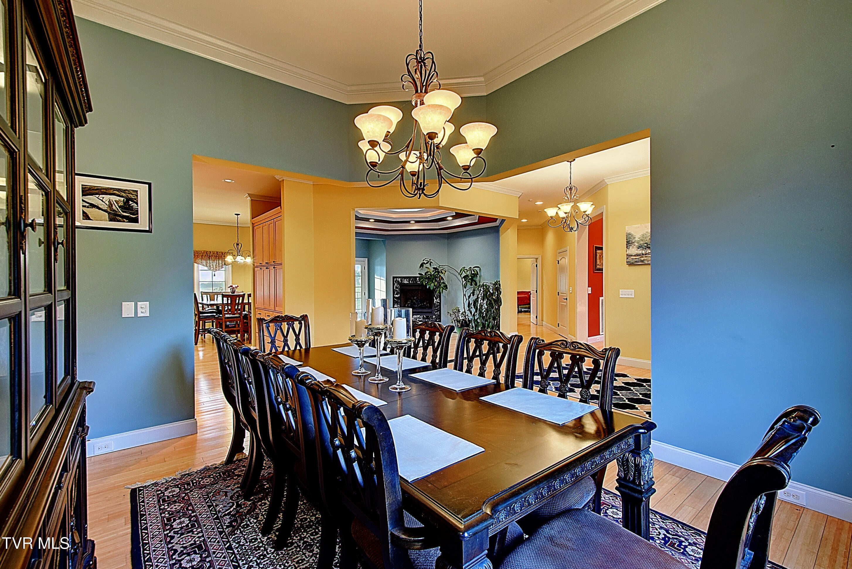 Greeneville, Tennessee, 37745, United States, 6 Bedrooms Bedrooms, ,8 BathroomsBathrooms,Residential,Active,1769938