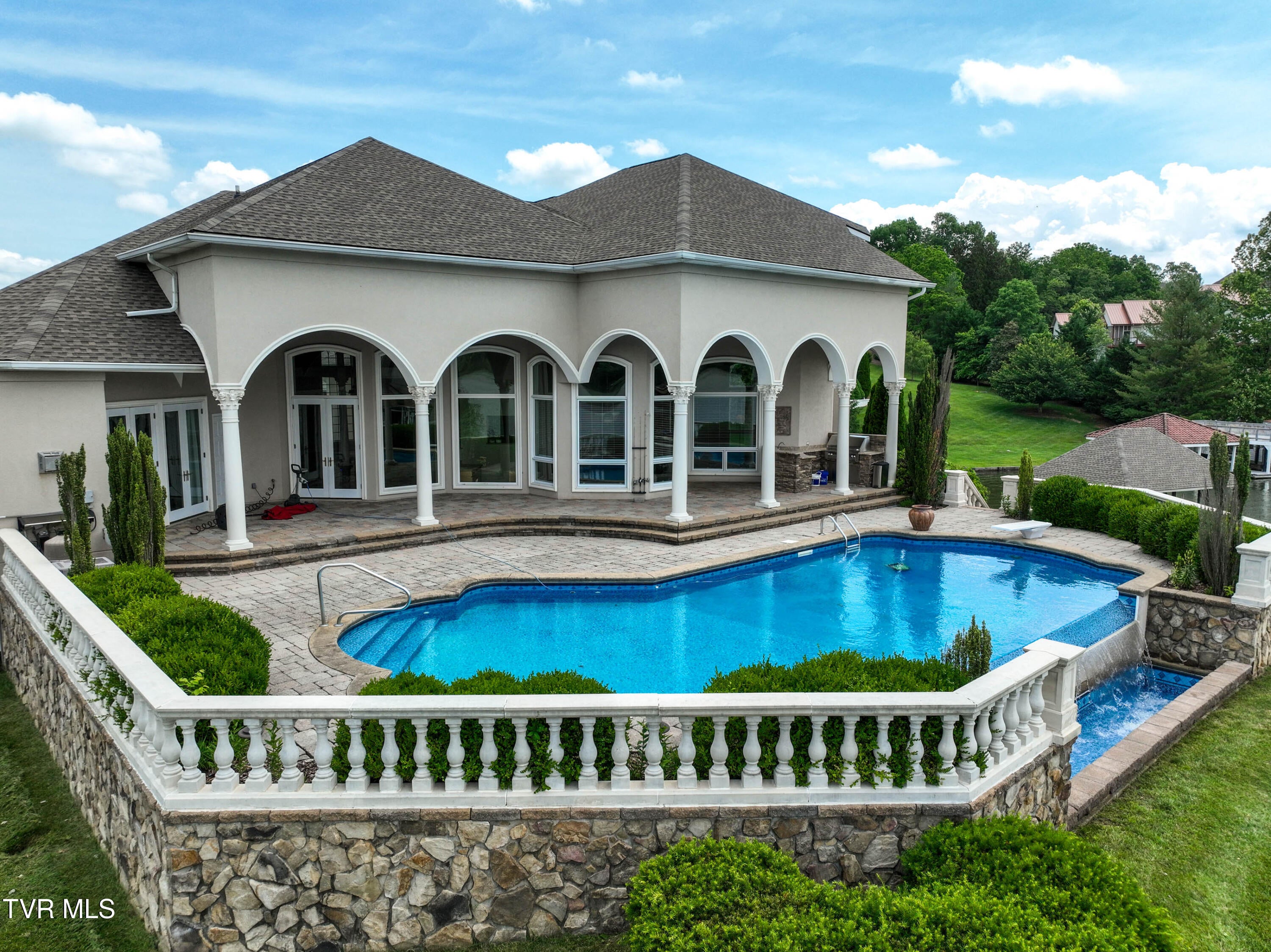 Johnson City, Tennessee, 37615, United States, ,6 BathroomsBathrooms,Residential,Active,1773218