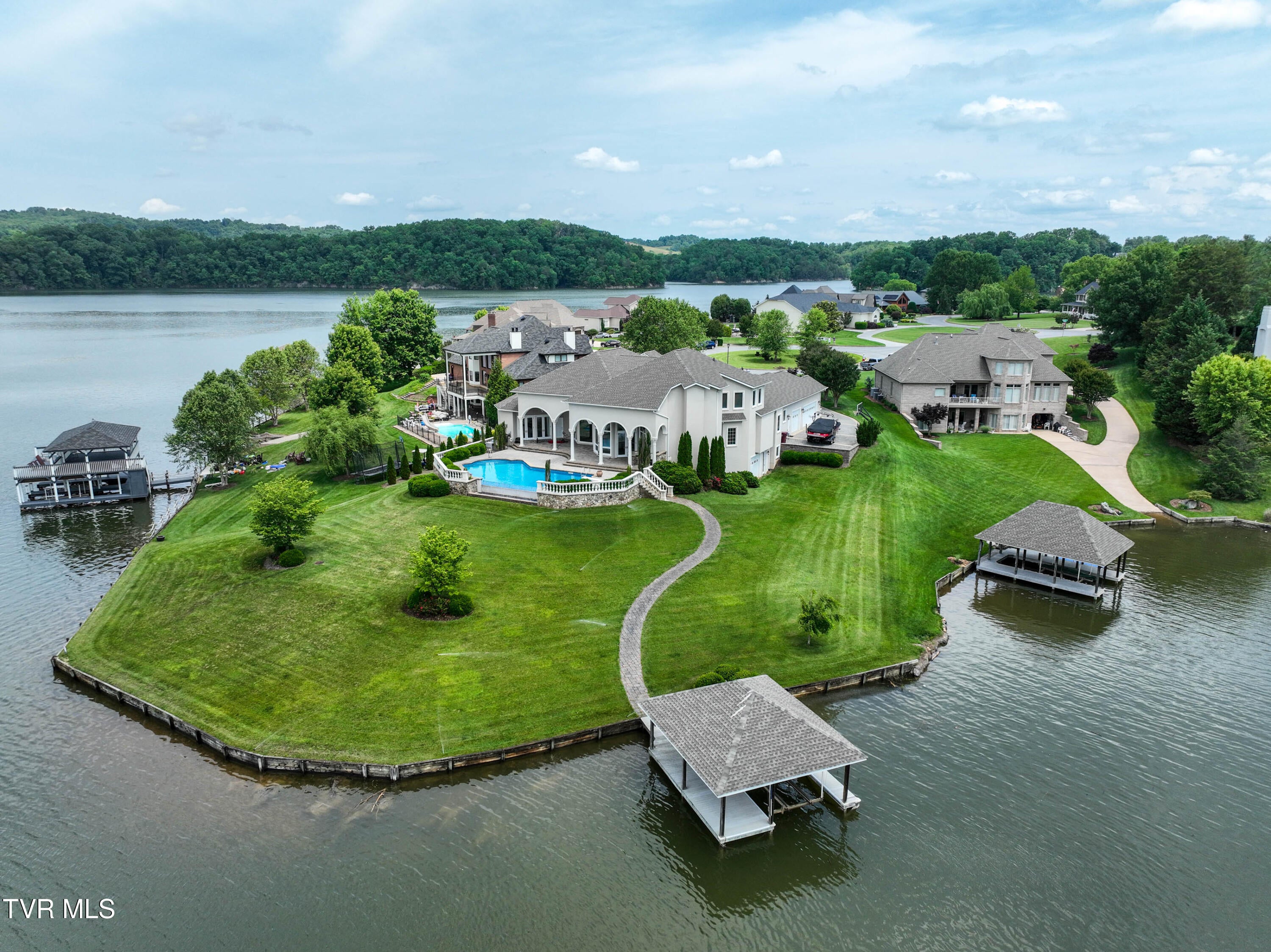 Johnson City, Tennessee, 37615, United States, ,6 BathroomsBathrooms,Residential,Active,1773218