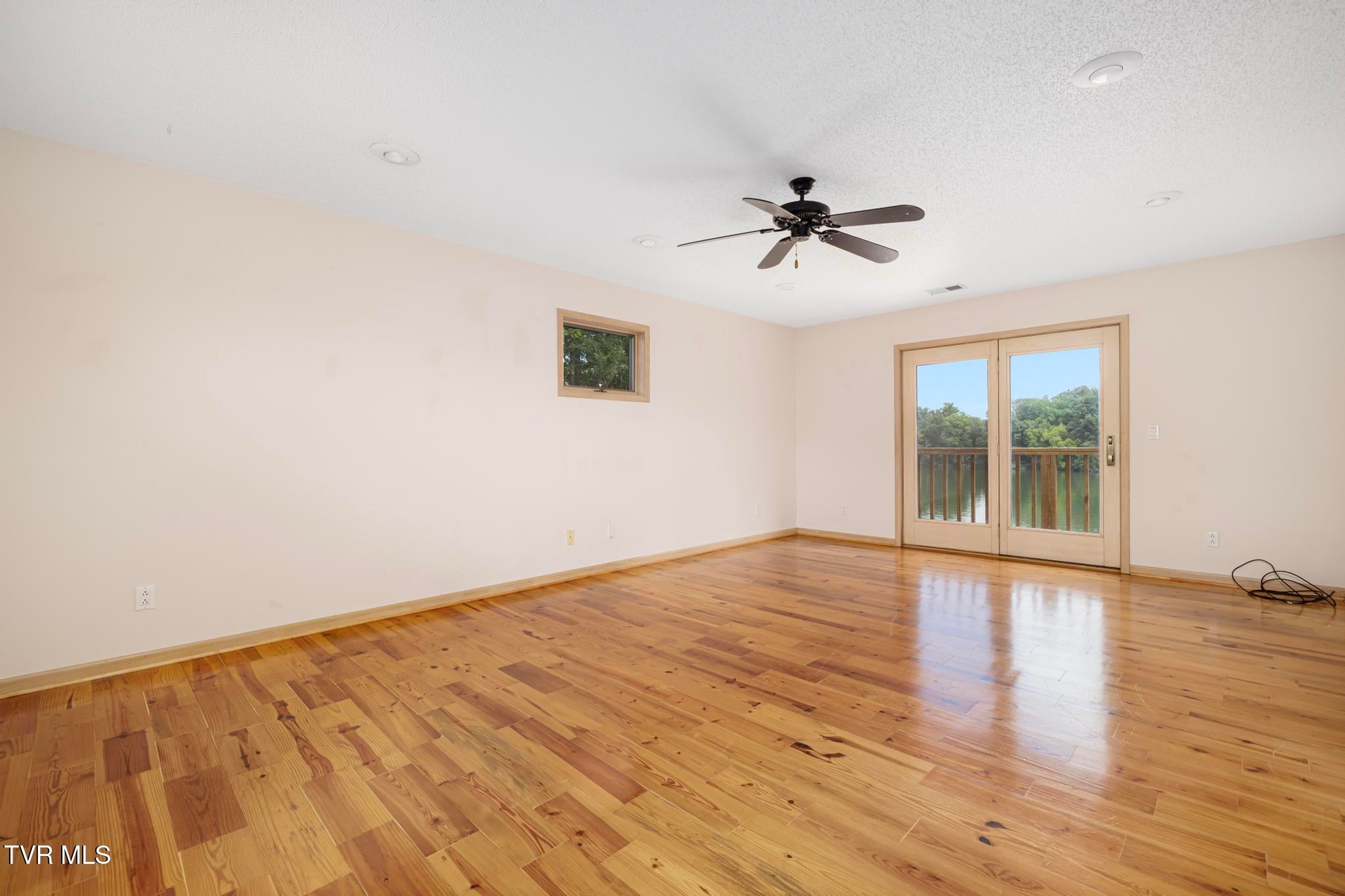 Gray, Tennessee, 37615, United States, 4 Bedrooms Bedrooms, ,5 BathroomsBathrooms,Residential,Active,1904698