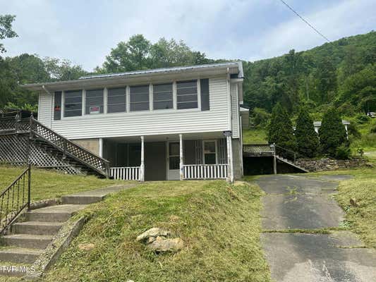 1533 DAWSON AVE W, BIG STONE GAP, VA 24219, photo 2 of 27