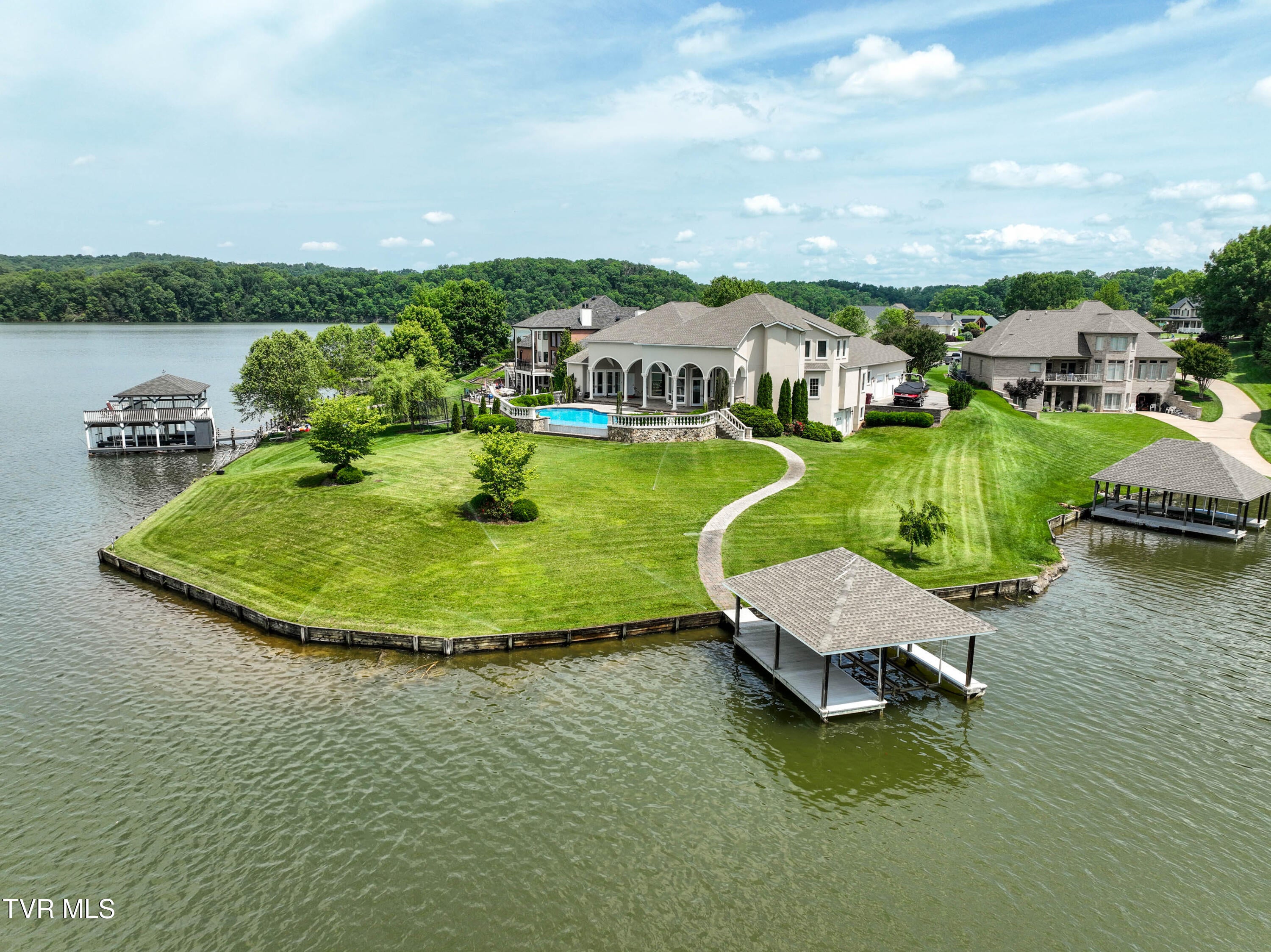 Johnson City, Tennessee, 37615, United States, ,6 BathroomsBathrooms,Residential,Active,1773218