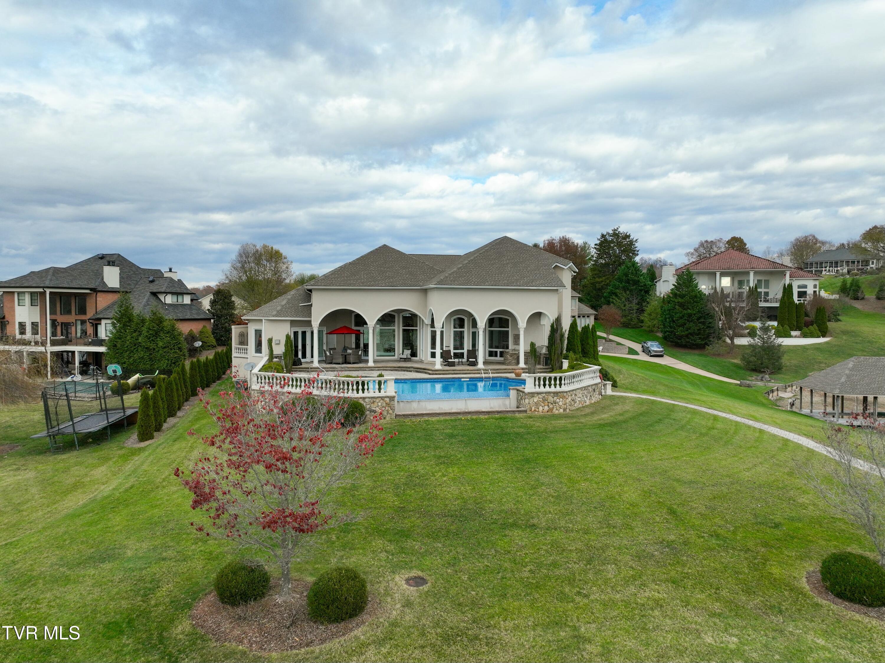 Johnson City, Tennessee, 37615, United States, ,6 BathroomsBathrooms,Residential,Active,1773218