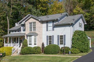 213 AUTUMN DR, BRISTOL, VA 24201 - Image 1