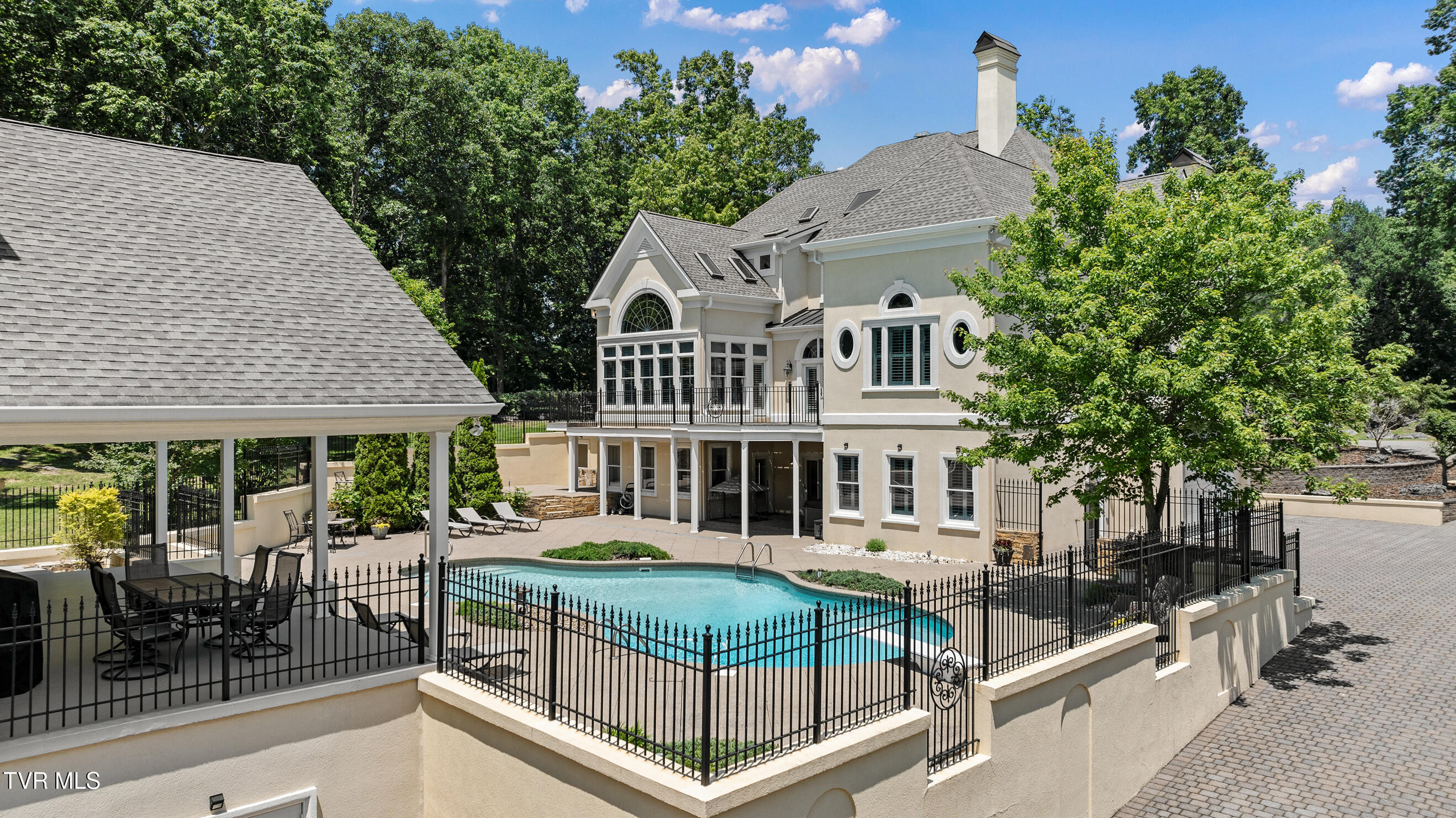 Blountville, Tennessee, 37617, United States, 8 Bedrooms Bedrooms, ,8 BathroomsBathrooms,Residential,Active,2007073