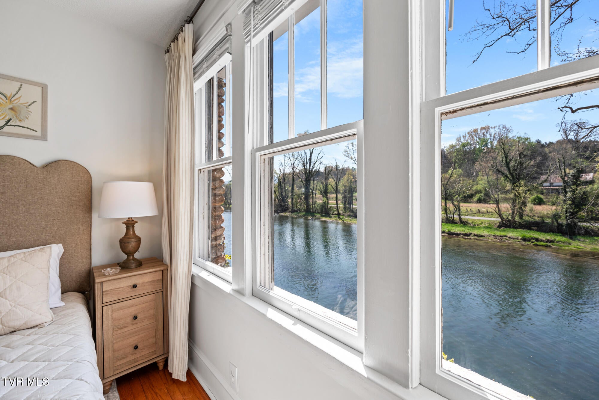 Bristol, Tennessee, 37620, United States, 3 Bedrooms Bedrooms, ,3 BathroomsBathrooms,Residential,Active,2007074