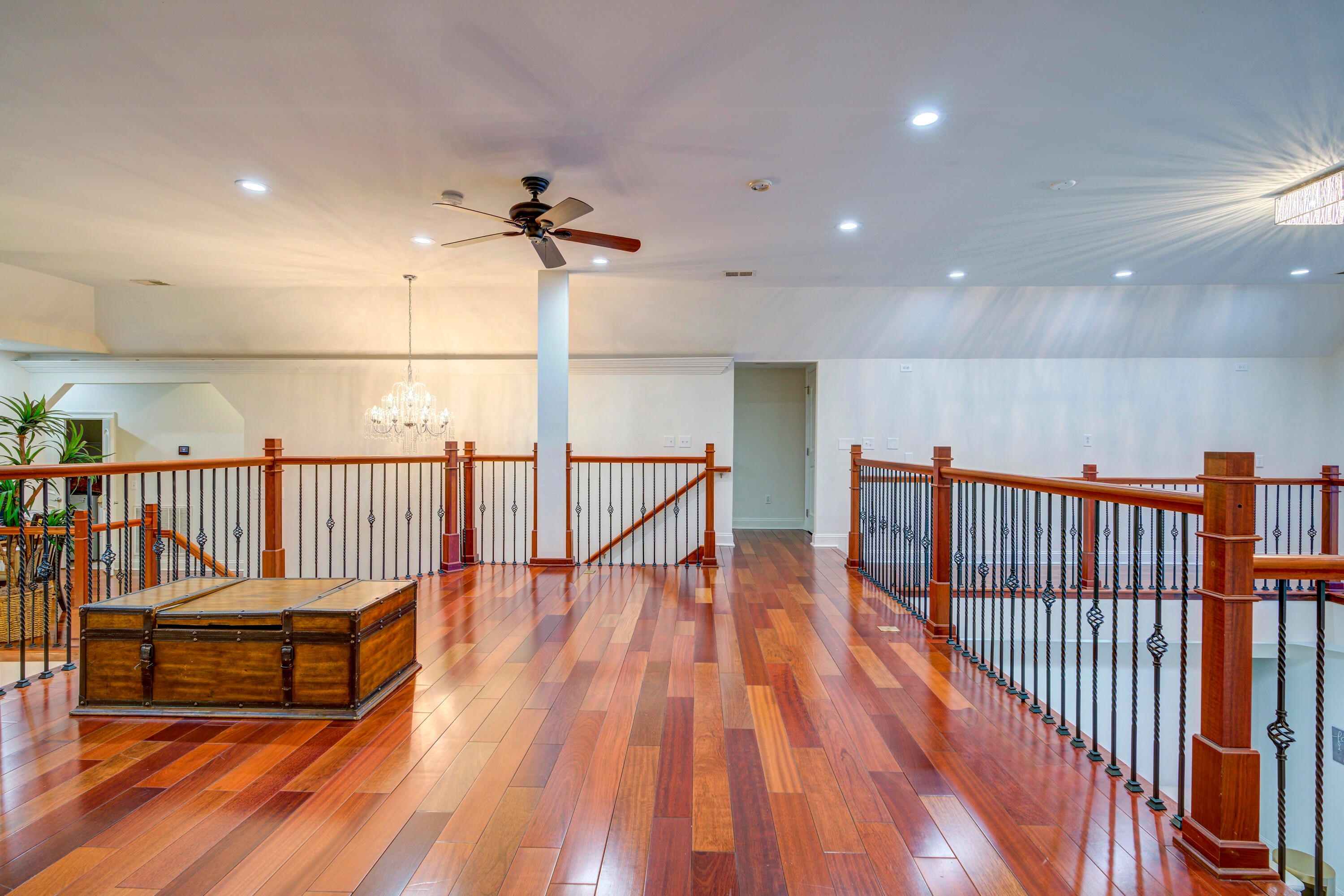 Johnson City, Tennessee, 37601, United States, ,11 BathroomsBathrooms,Residential,Active,1769538