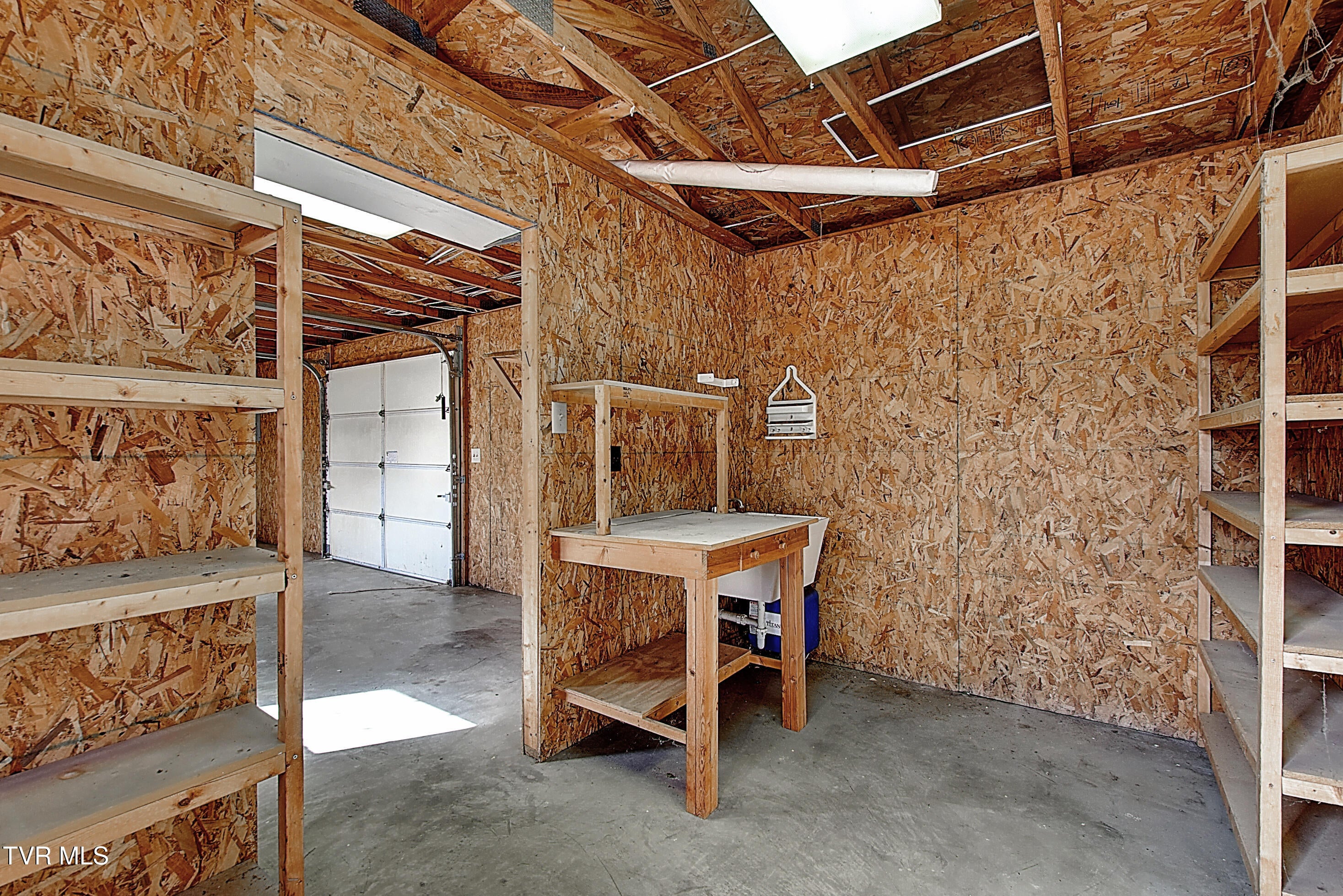 Johnson City, Tennessee, 37601, United States, 4 Bedrooms Bedrooms, ,3 BathroomsBathrooms,Residential,Active,1999331