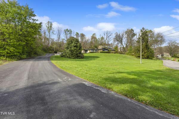 42 GREENTREE CIRCLE RD, BRISTOL, VA 24201 - Image 1