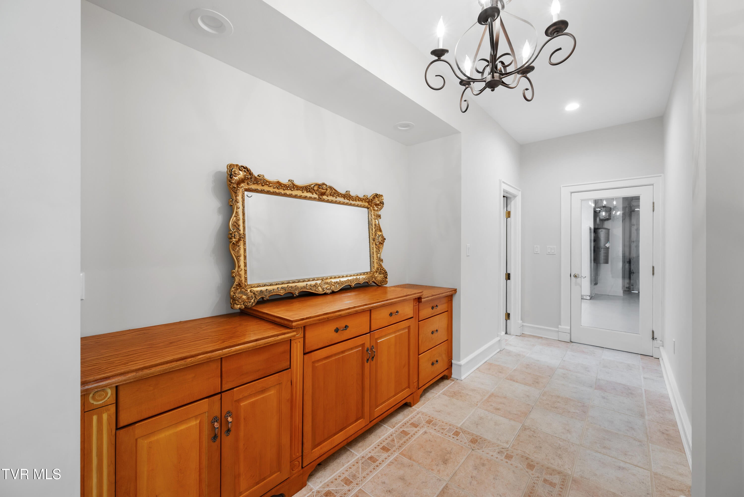 Blountville, Tennessee, 37617, United States, 8 Bedrooms Bedrooms, ,8 BathroomsBathrooms,Residential,Active,2007073