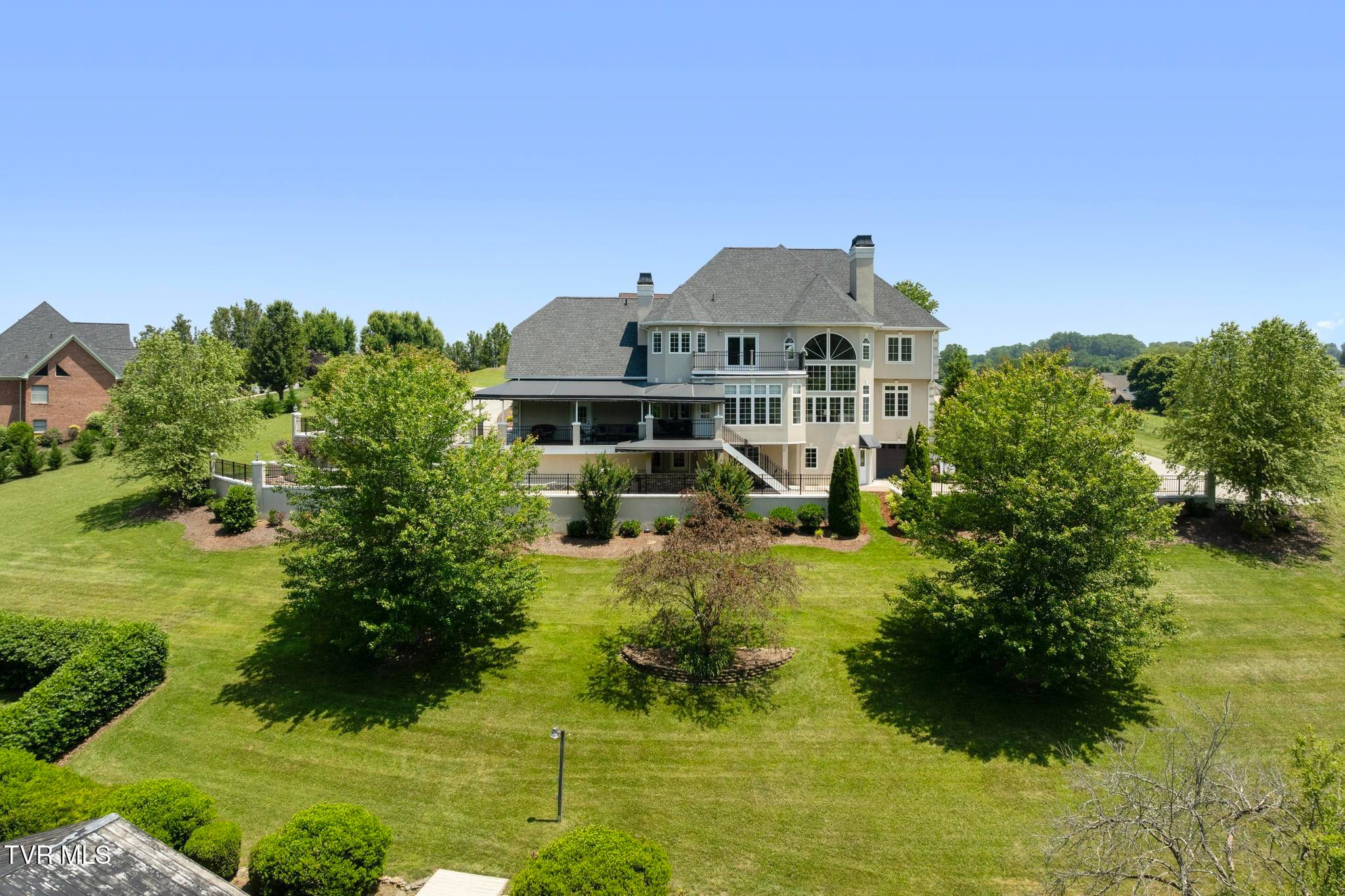 Piney Flats, Tennessee, 37686, United States, 5 Bedrooms Bedrooms, ,5 BathroomsBathrooms,Residential,Active,1849555
