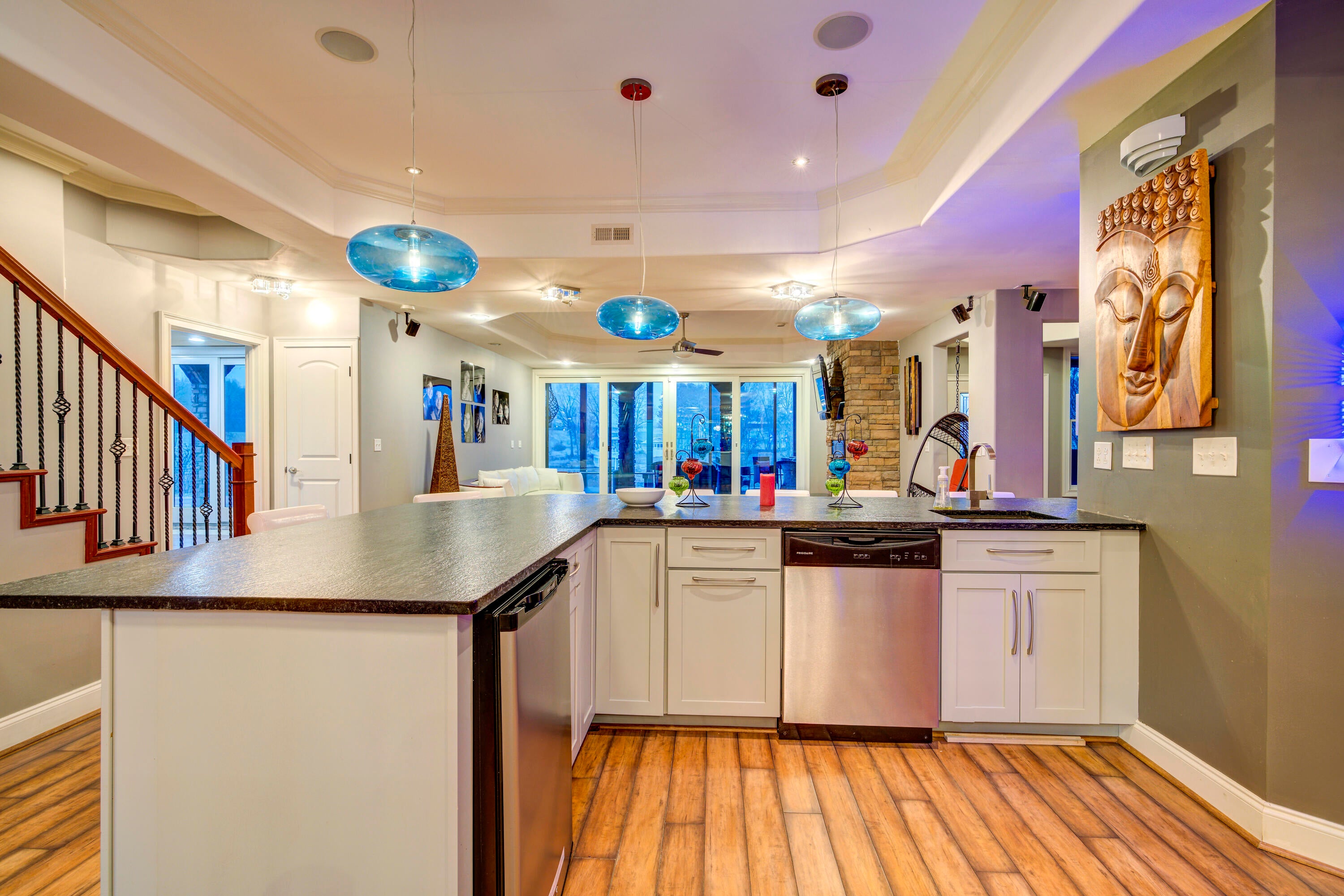 Johnson City, Tennessee, 37601, United States, ,11 BathroomsBathrooms,Residential,Active,1769538