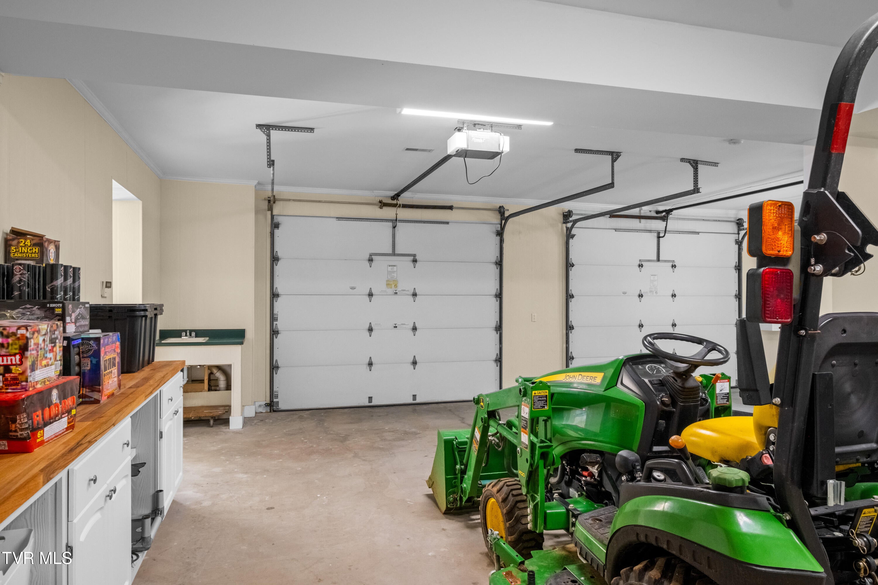 Blountville, Tennessee, 37617, United States, 8 Bedrooms Bedrooms, ,8 BathroomsBathrooms,Residential,Active,2007073