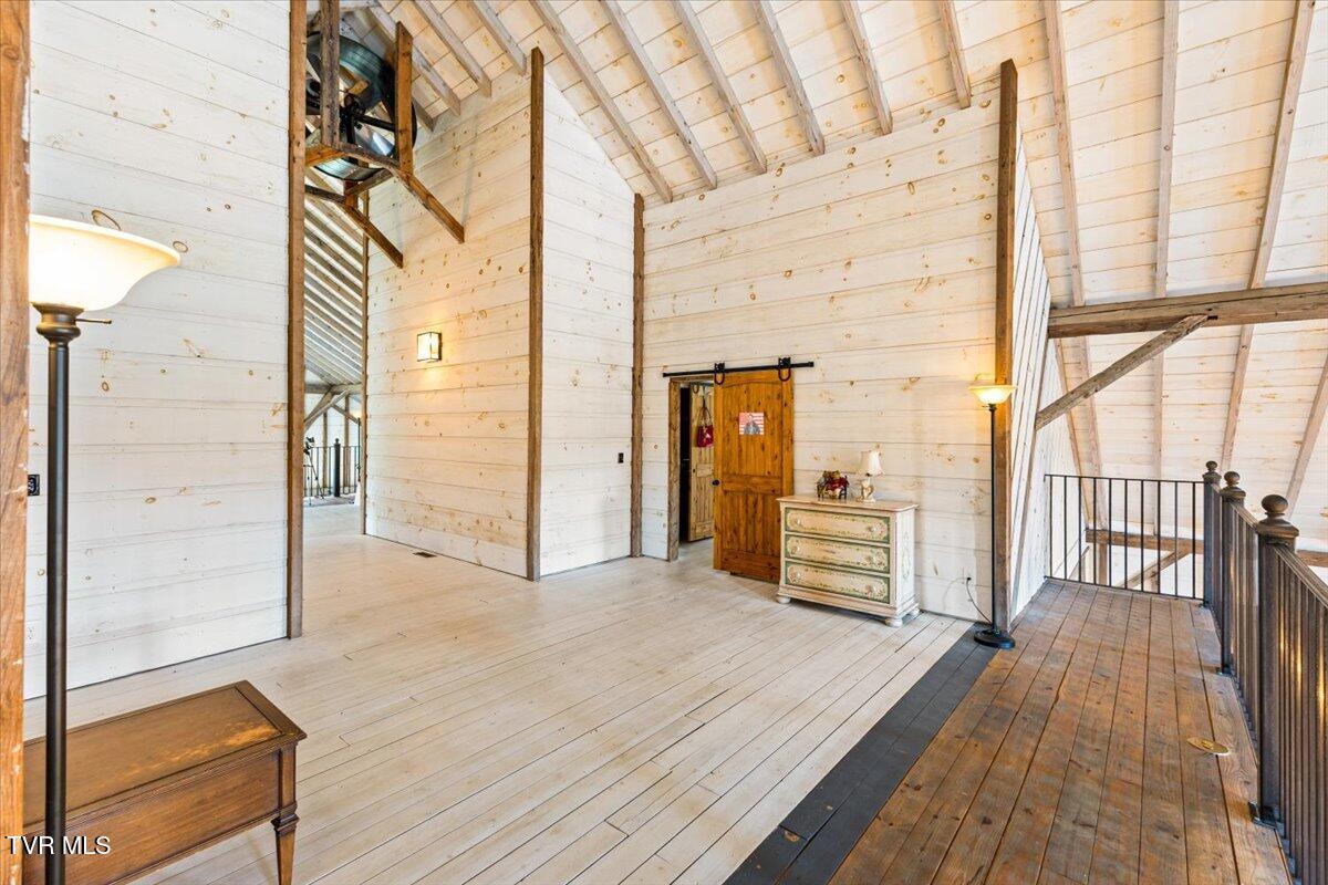 Johnson City, Tennessee, 37604, United States, 5 Bedrooms Bedrooms, ,6 BathroomsBathrooms,Residential,Active,2013176