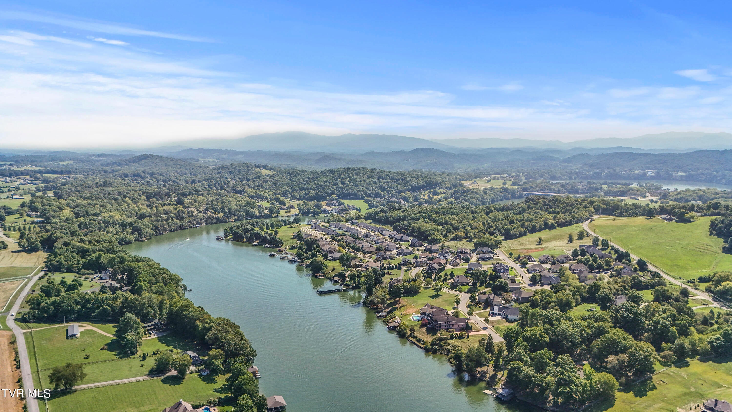 Johnson City, Tennessee, 37601, United States, ,11 BathroomsBathrooms,Residential,Active,1769538