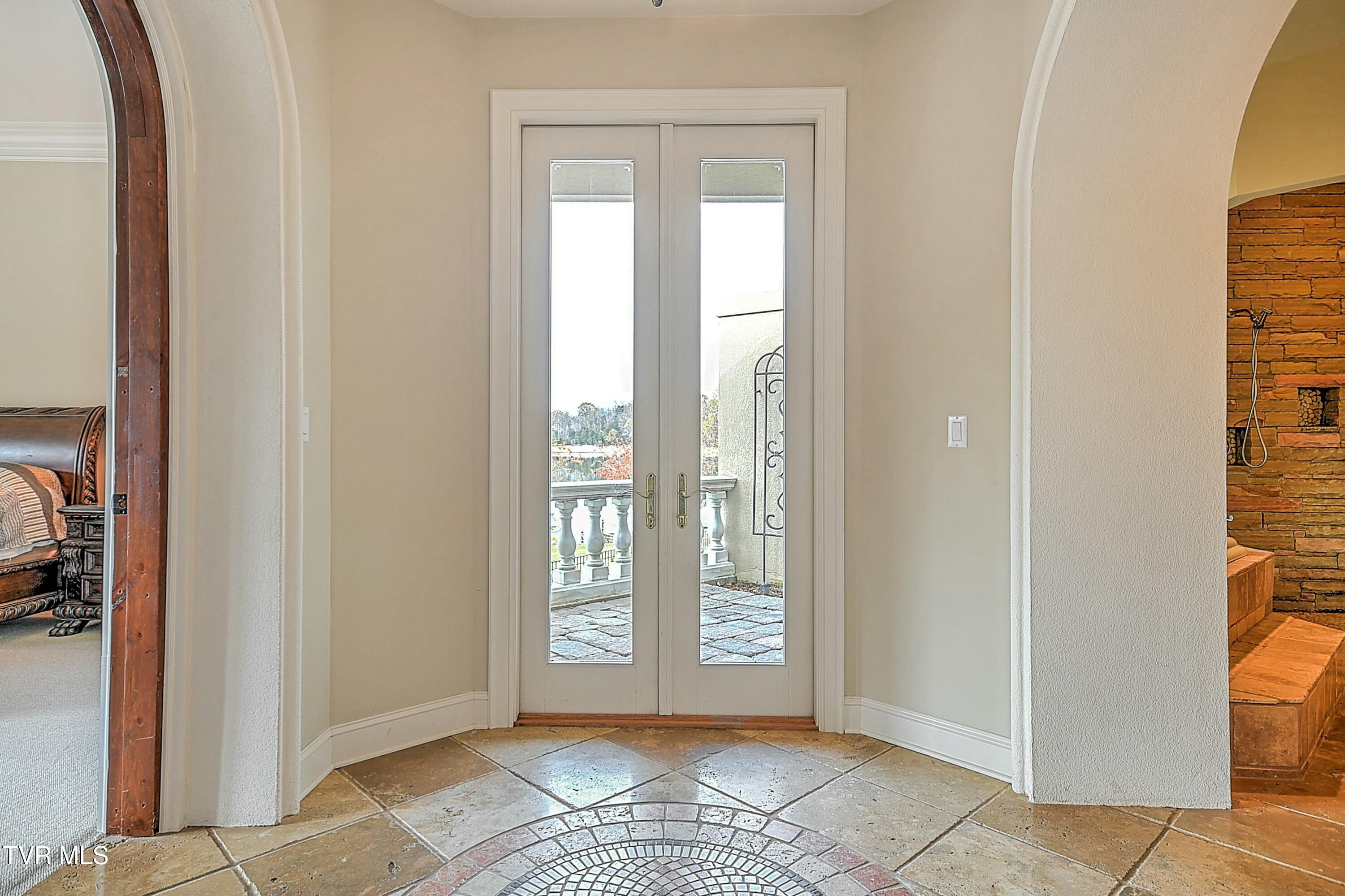 Johnson City, Tennessee, 37615, United States, ,6 BathroomsBathrooms,Residential,Active,1773218