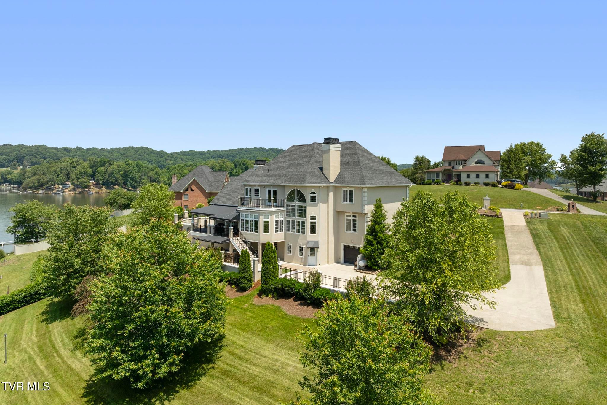 Piney Flats, Tennessee, 37686, United States, 5 Bedrooms Bedrooms, ,5 BathroomsBathrooms,Residential,Active,1849555