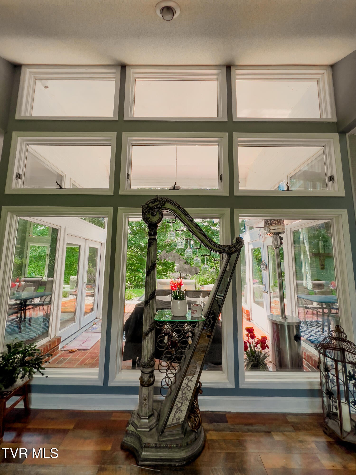 Unicoi, Tennessee, 37692, United States, 3 Bedrooms Bedrooms, ,4 BathroomsBathrooms,Residential,Active,1936616